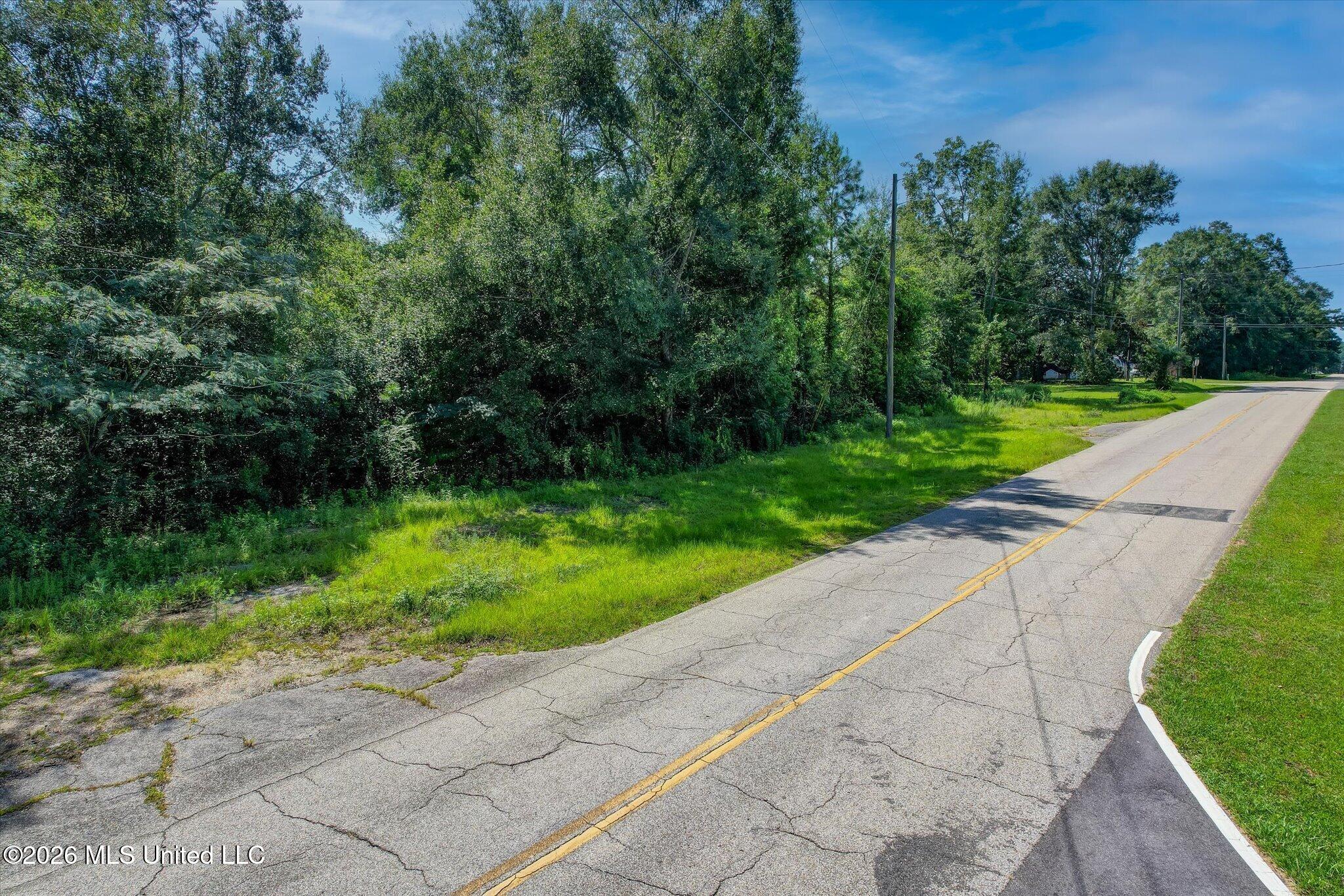 24152 Church Avenue Property Photo 4