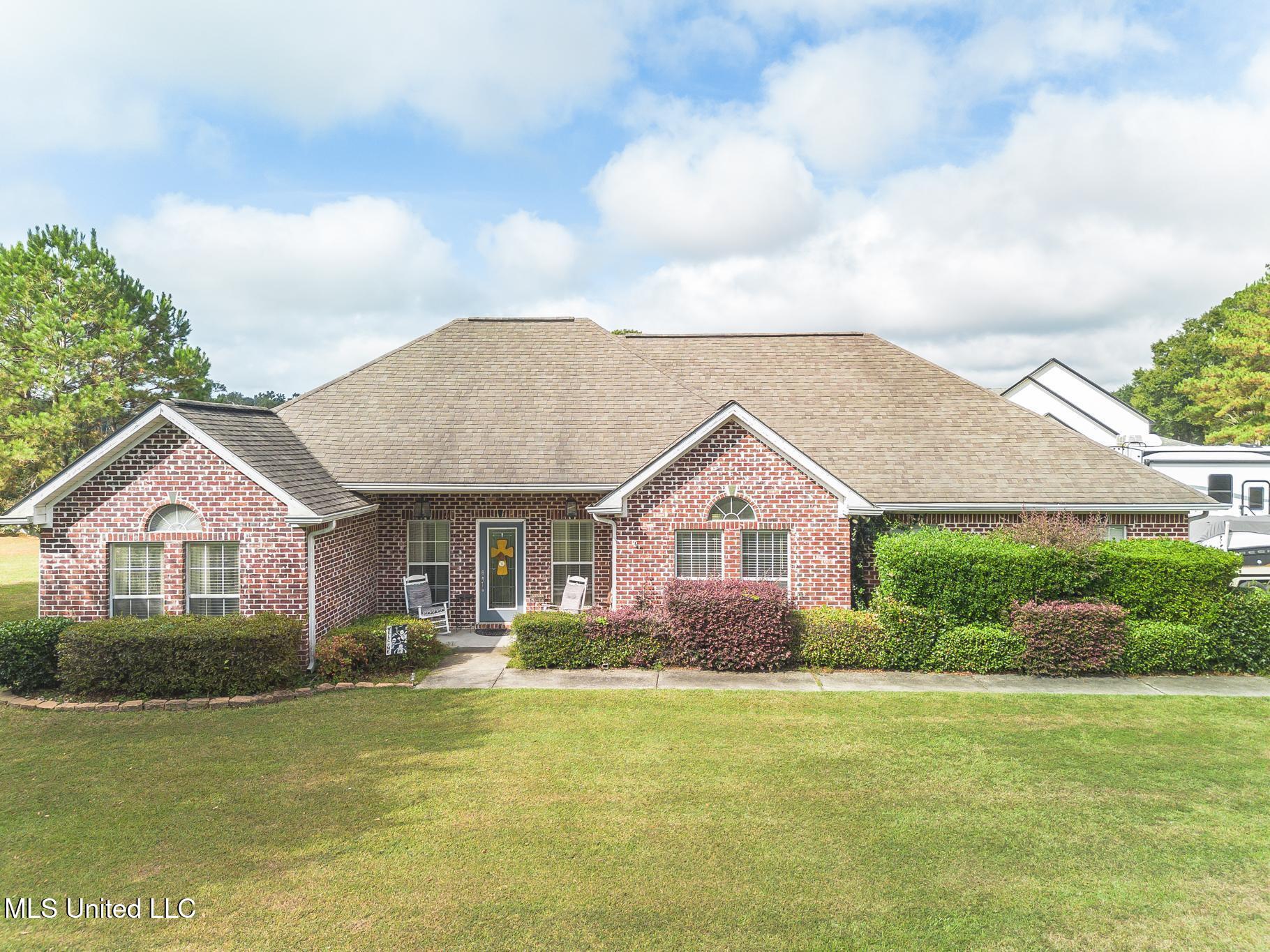 12009 Circle G Ranch Road Property Photo 1