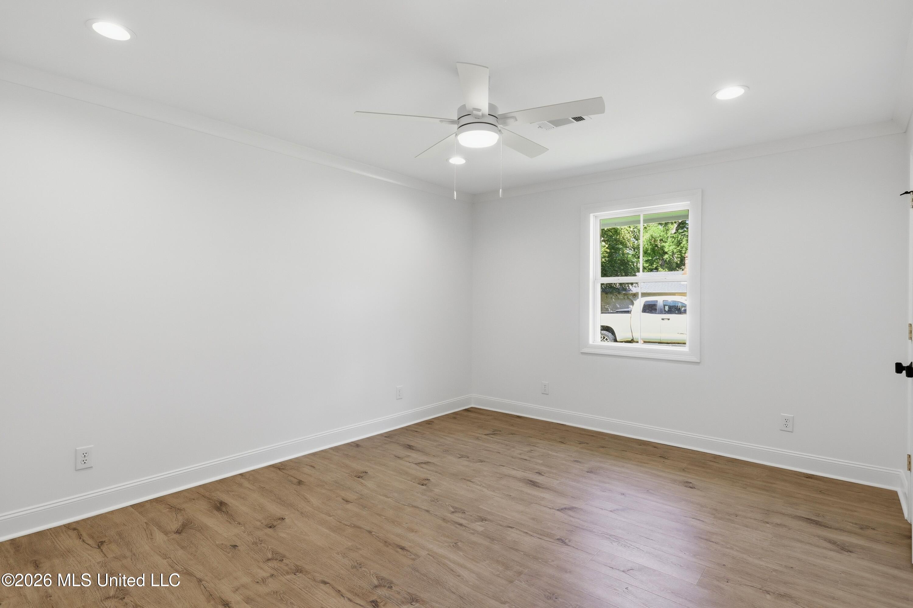 5326 Balmoral Drive Property Photo 27