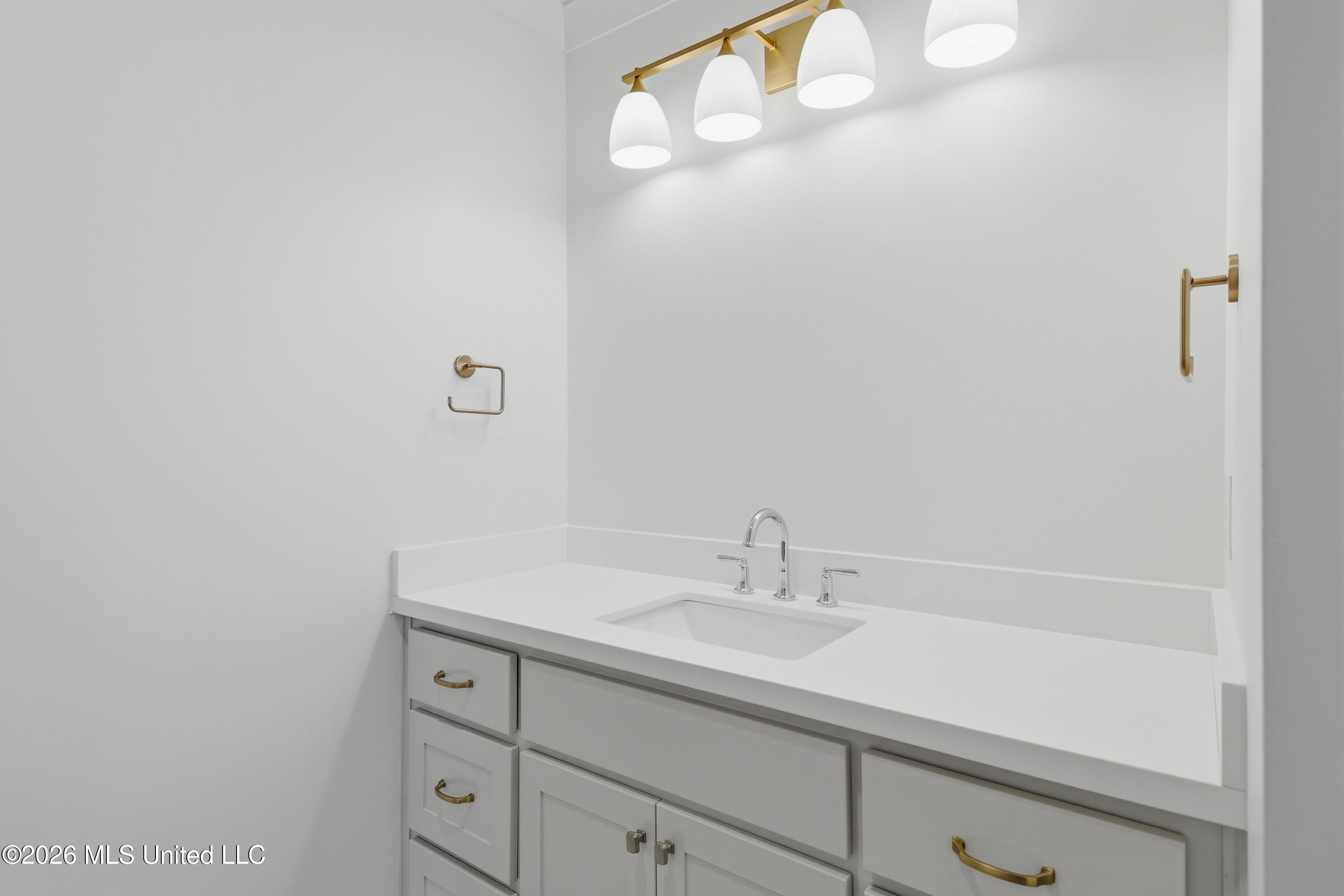 5326 Balmoral Drive Property Photo 29