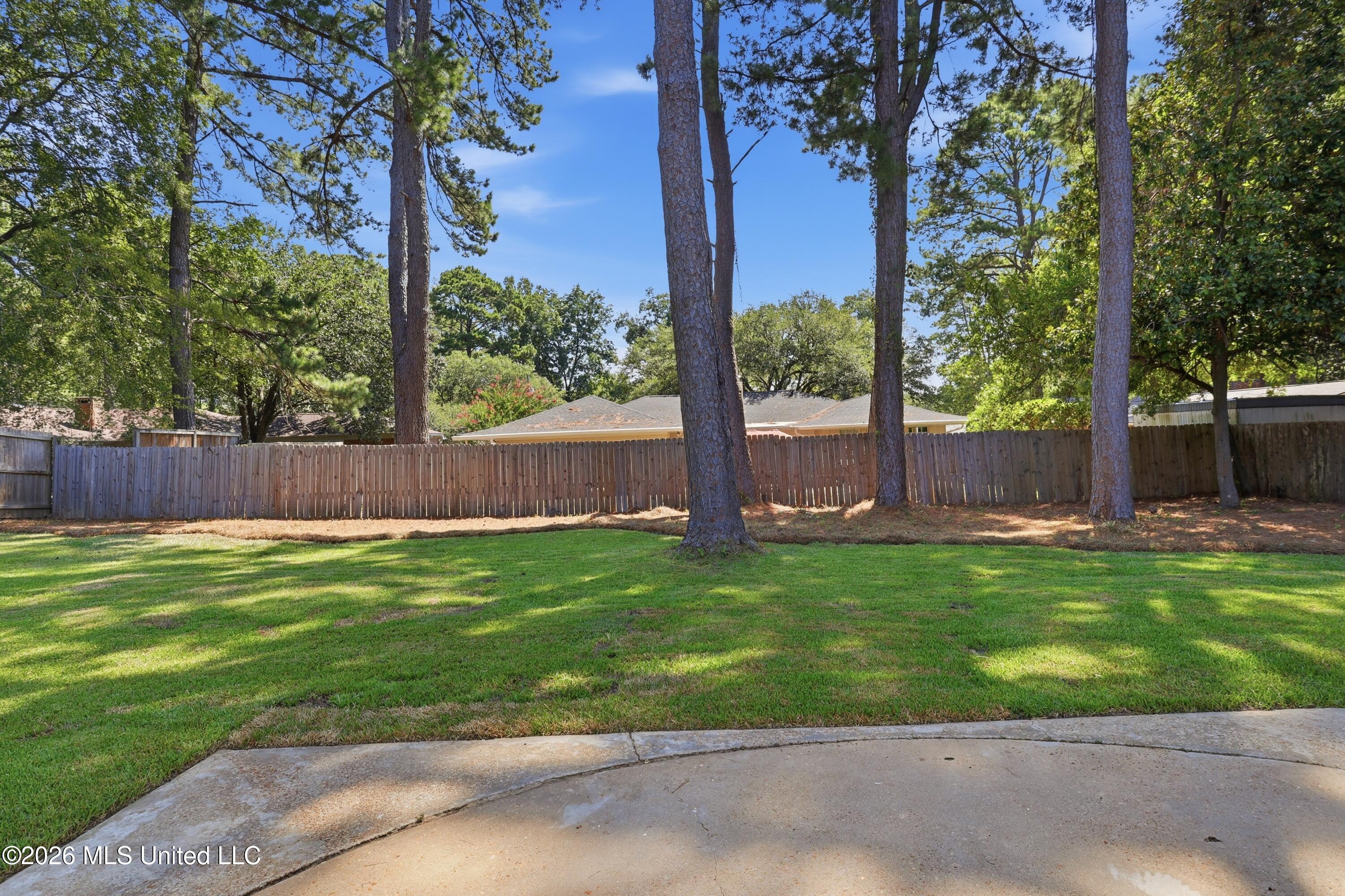 5326 Balmoral Drive Property Photo 31
