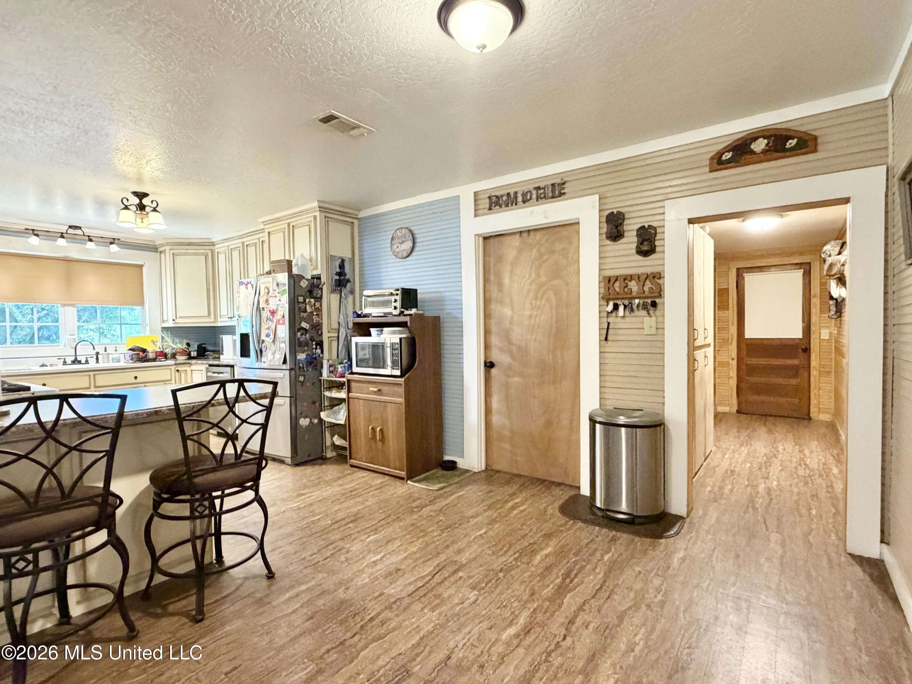 8488 Neely Avera Road Property Photo 11