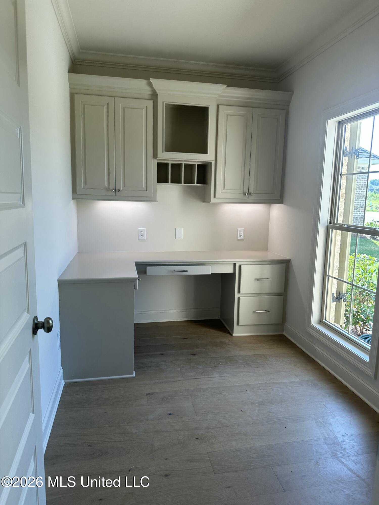 416 Old Maple Cove Property Photo 4