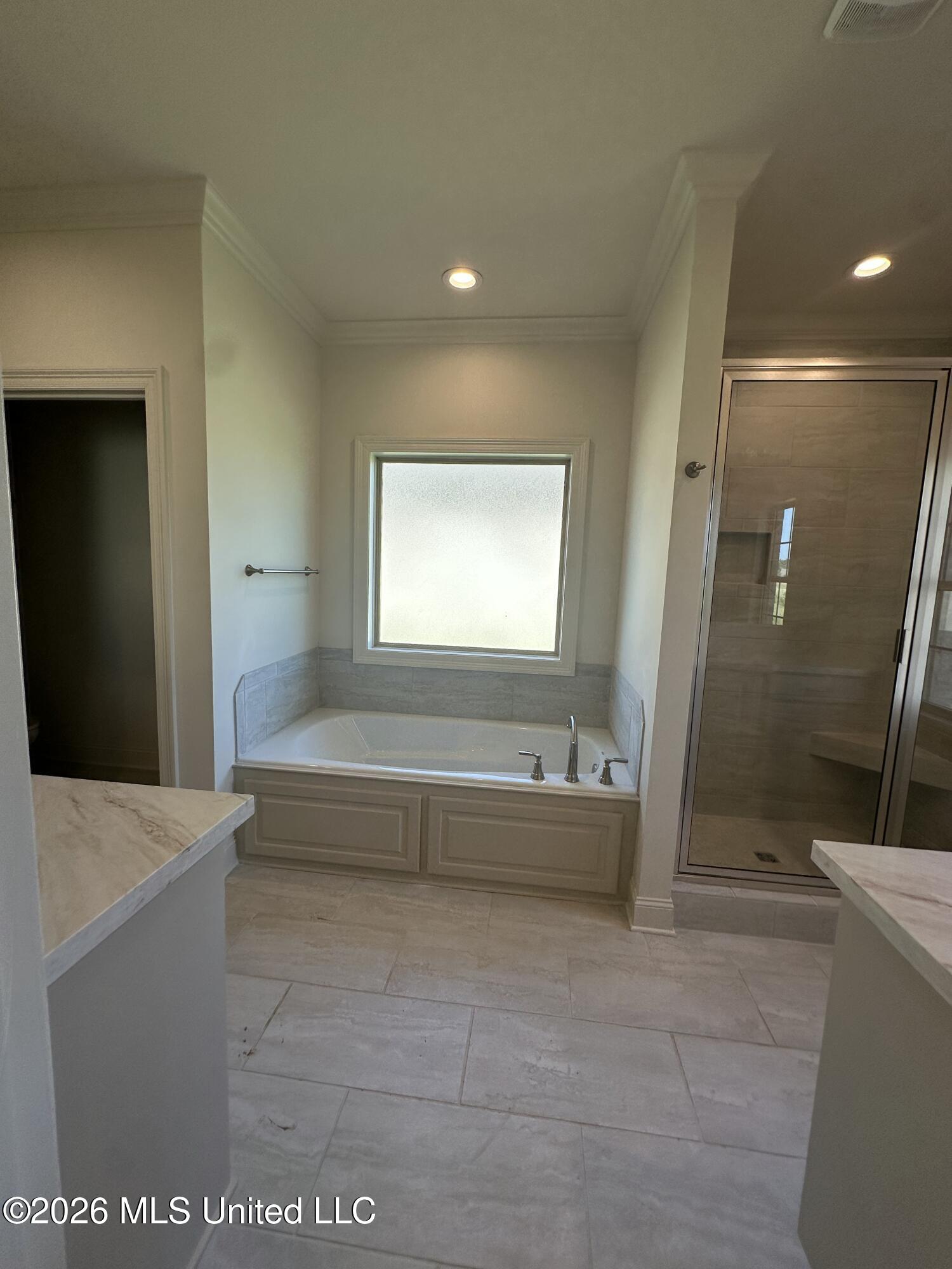 416 Old Maple Cove Property Photo 14
