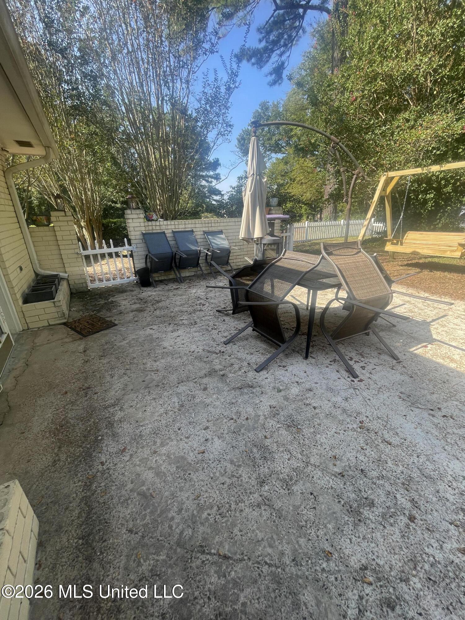 708 Nw Zetus Road Property Photo 17