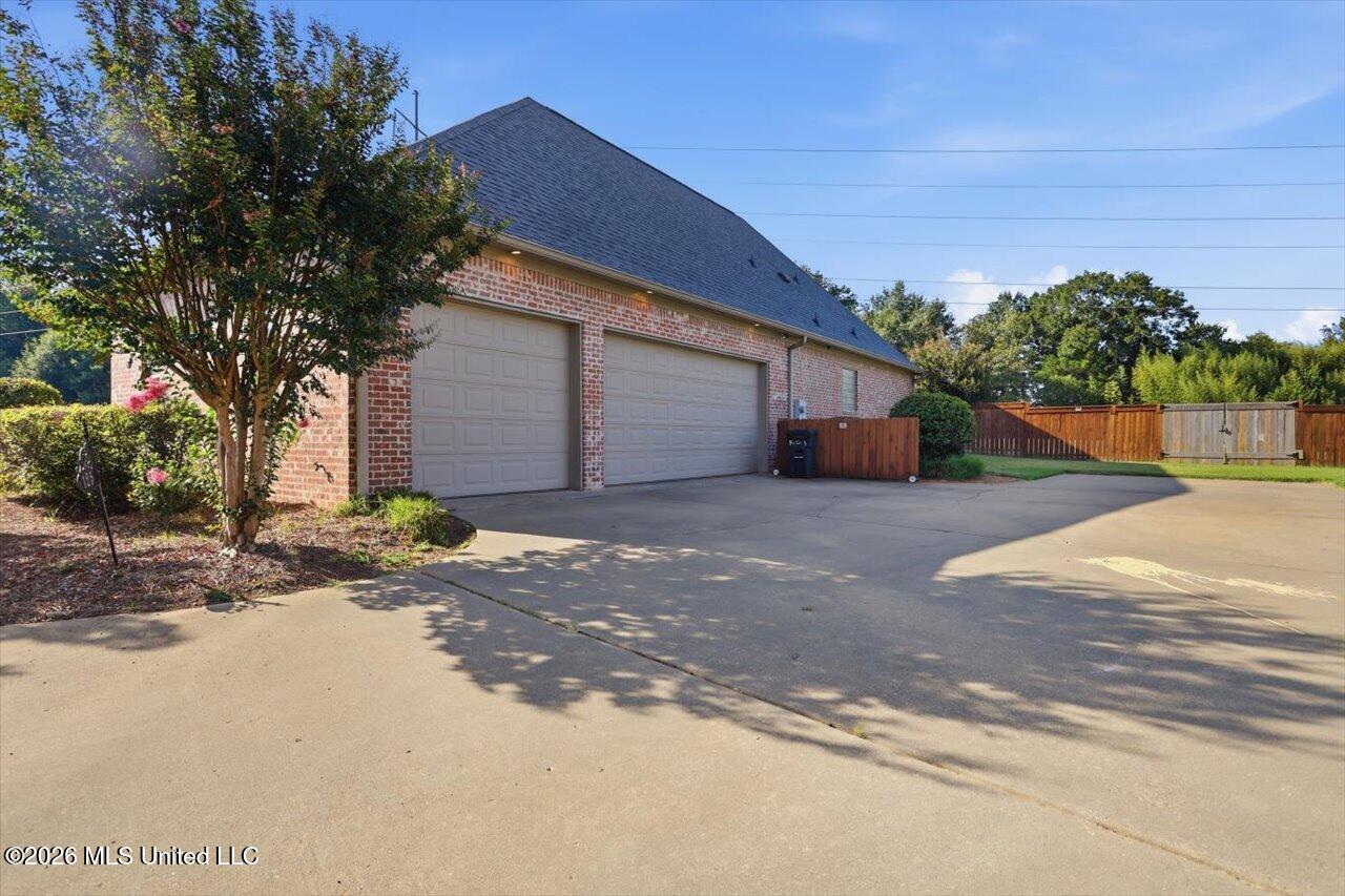 125 Bradshaw Crossing Property Photo 4
