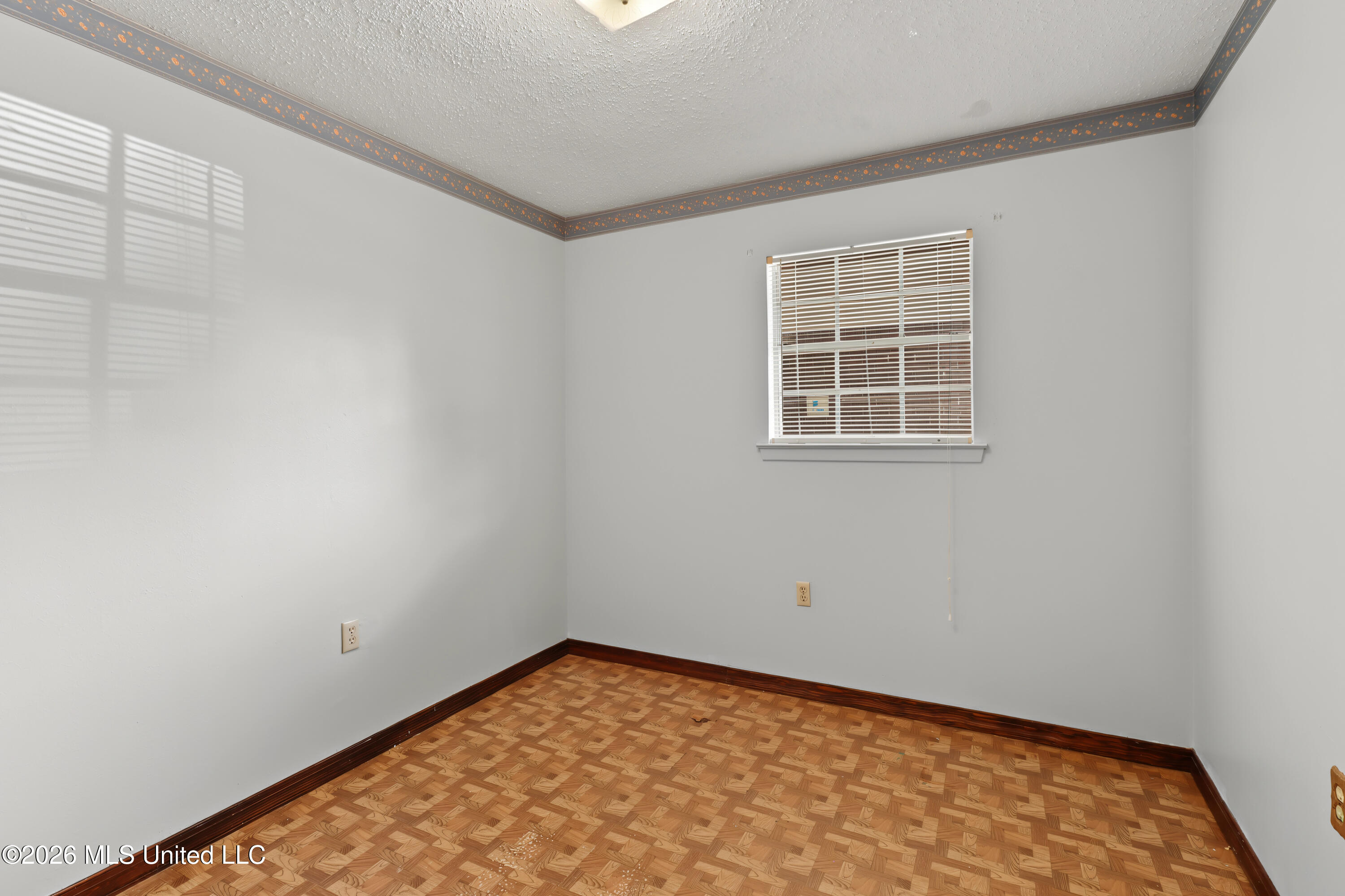 914 Latil Street Property Photo 14