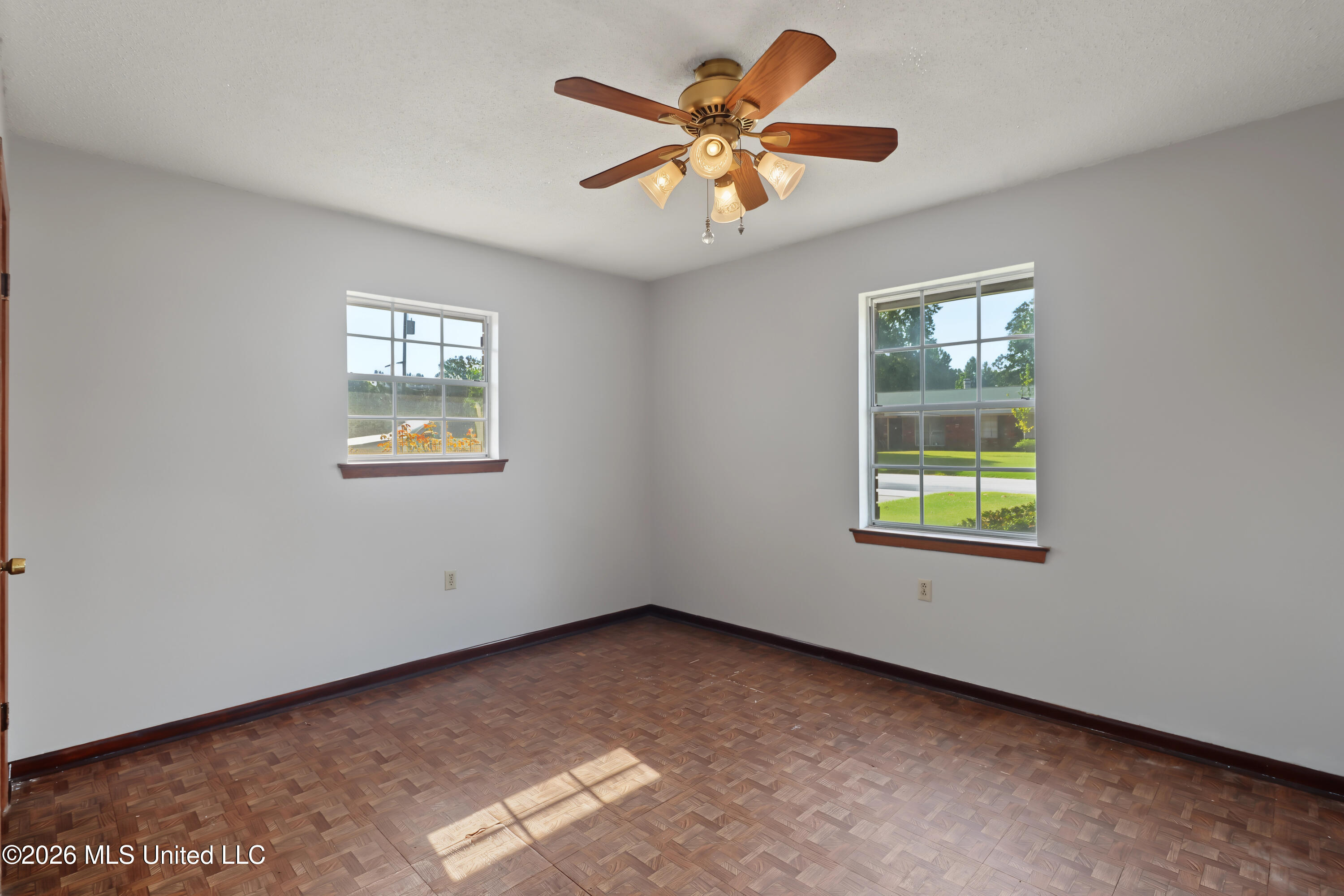 914 Latil Street Property Photo 16