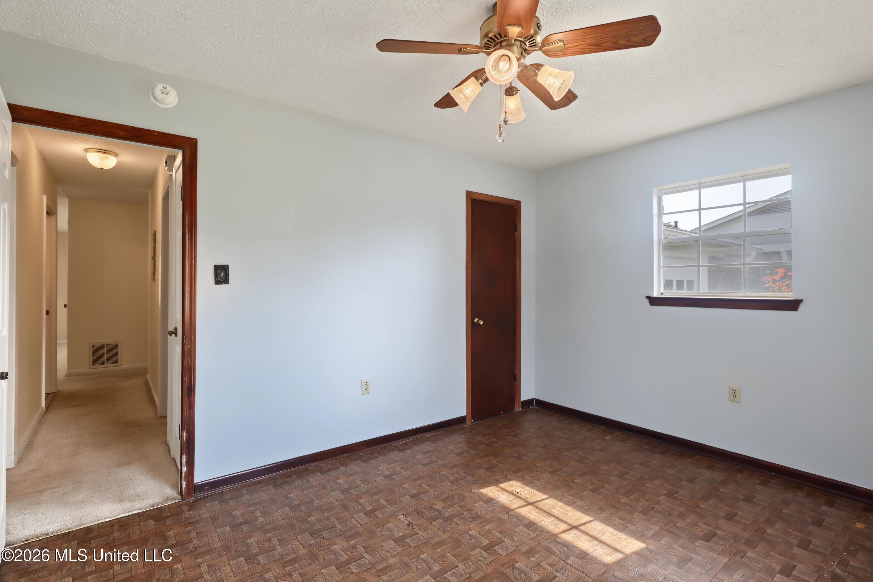 914 Latil Street Property Photo 17