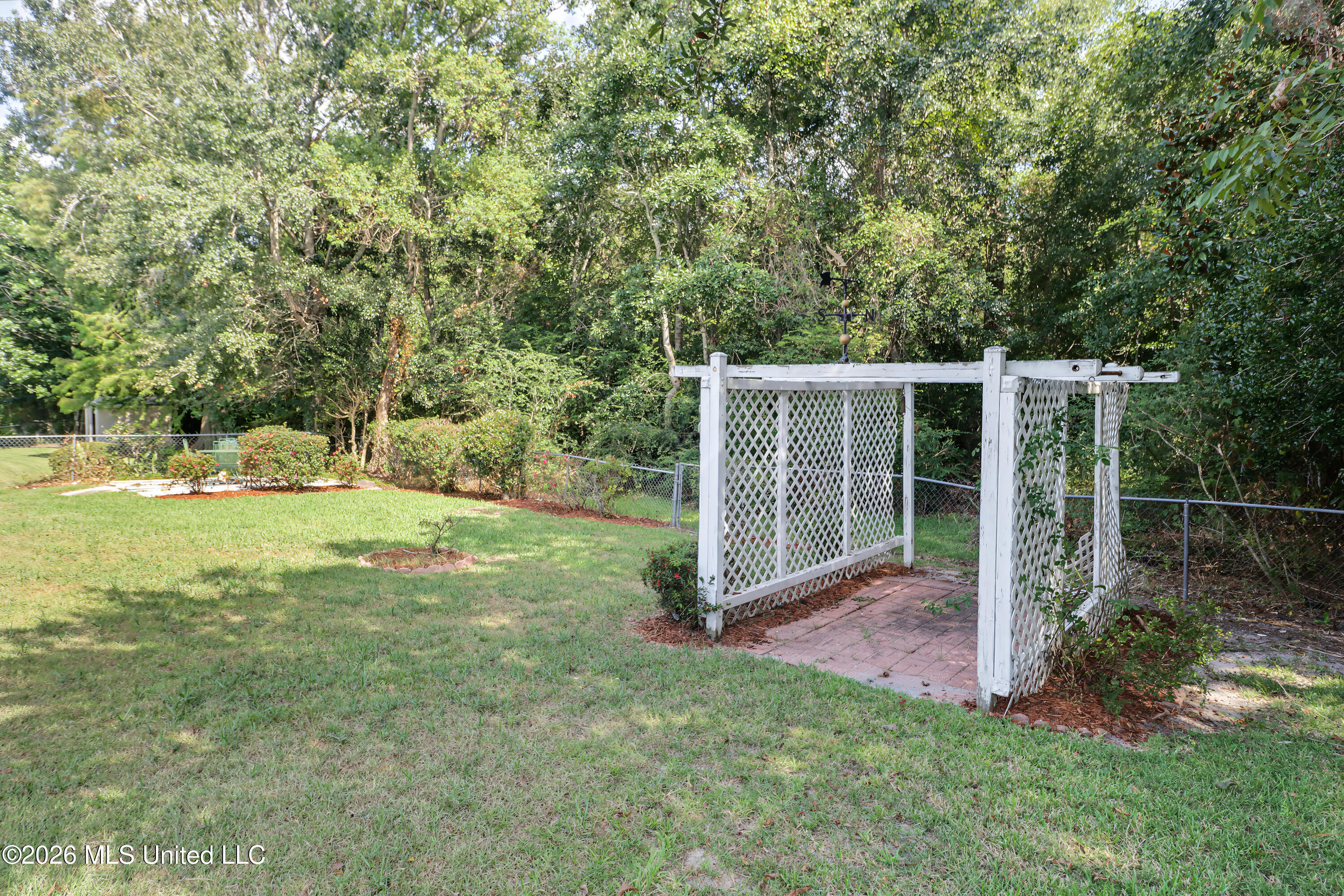 914 Latil Street Property Photo 26