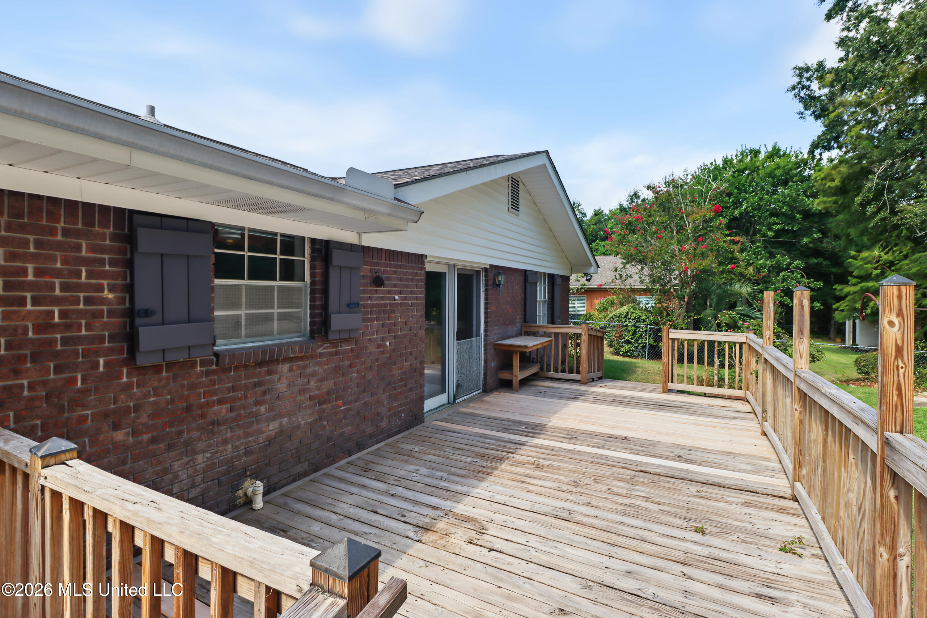 914 Latil Street Property Photo 27