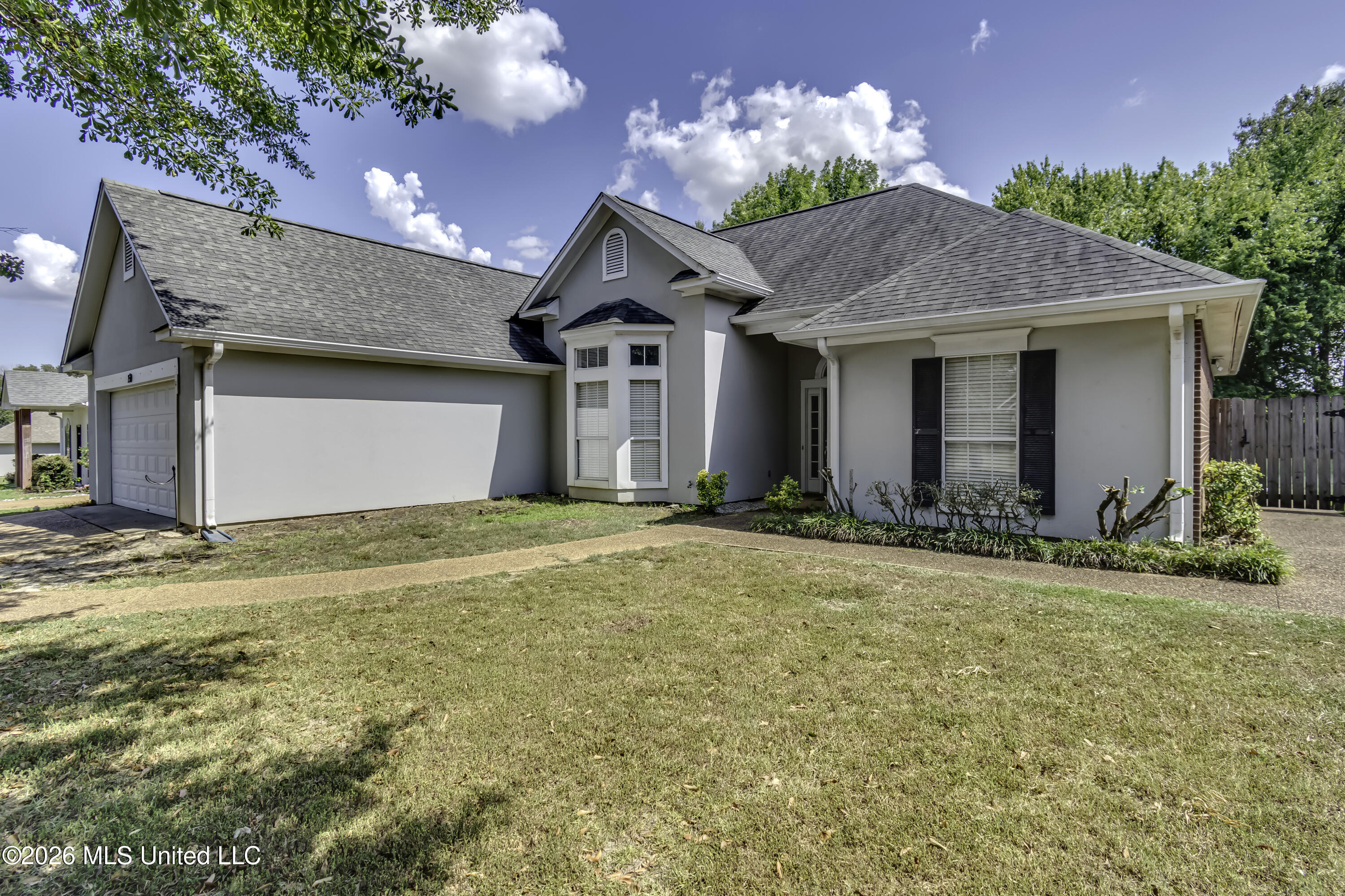150 Fairfield Circle Property Photo 3