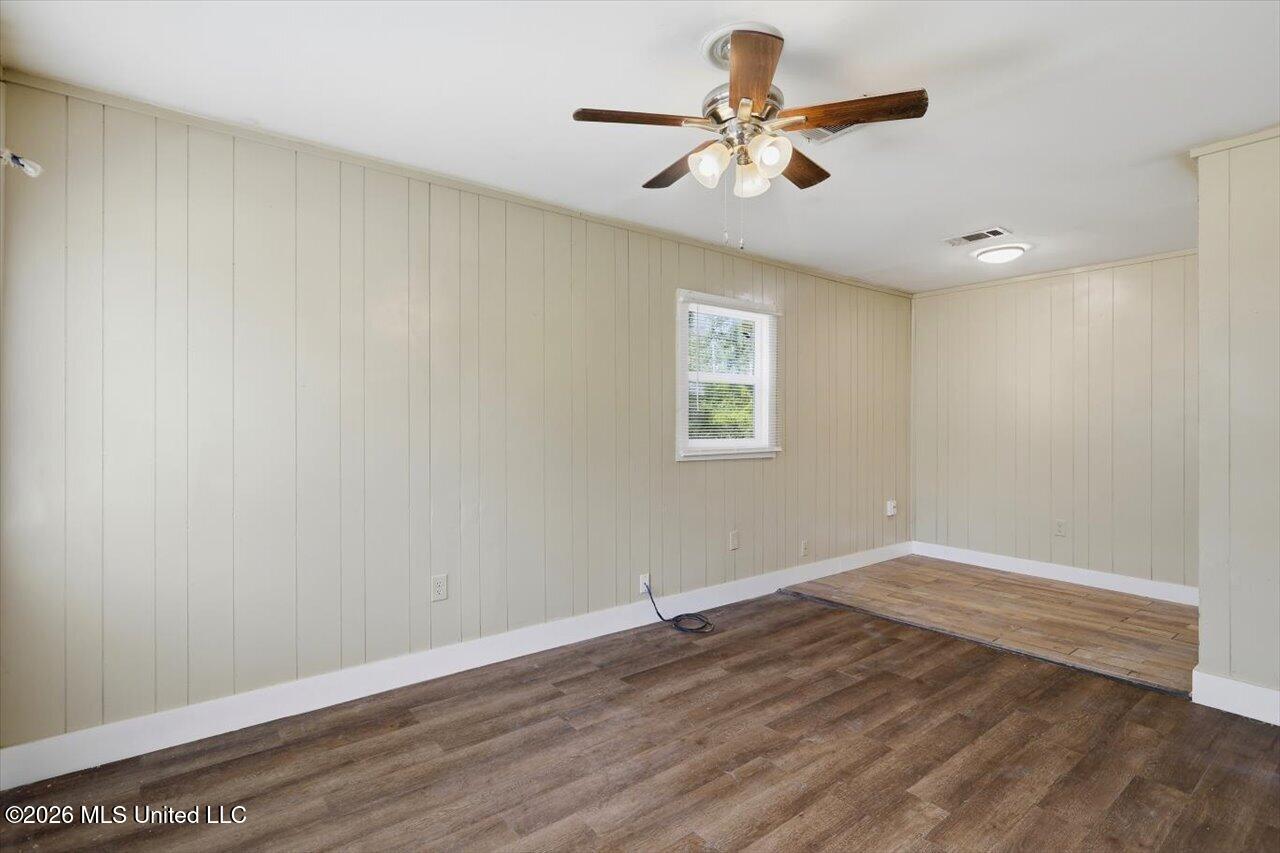 119 Areo Drive Property Photo 5