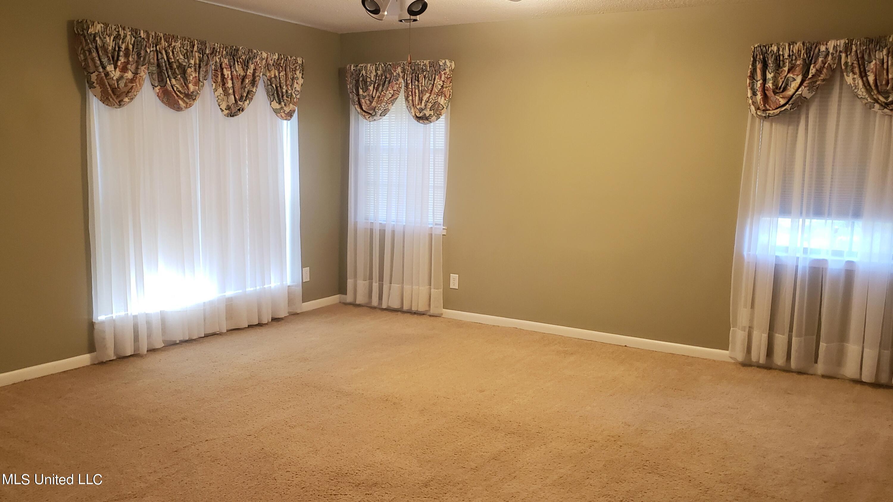 5636 Ahuawa Place Property Photo 11