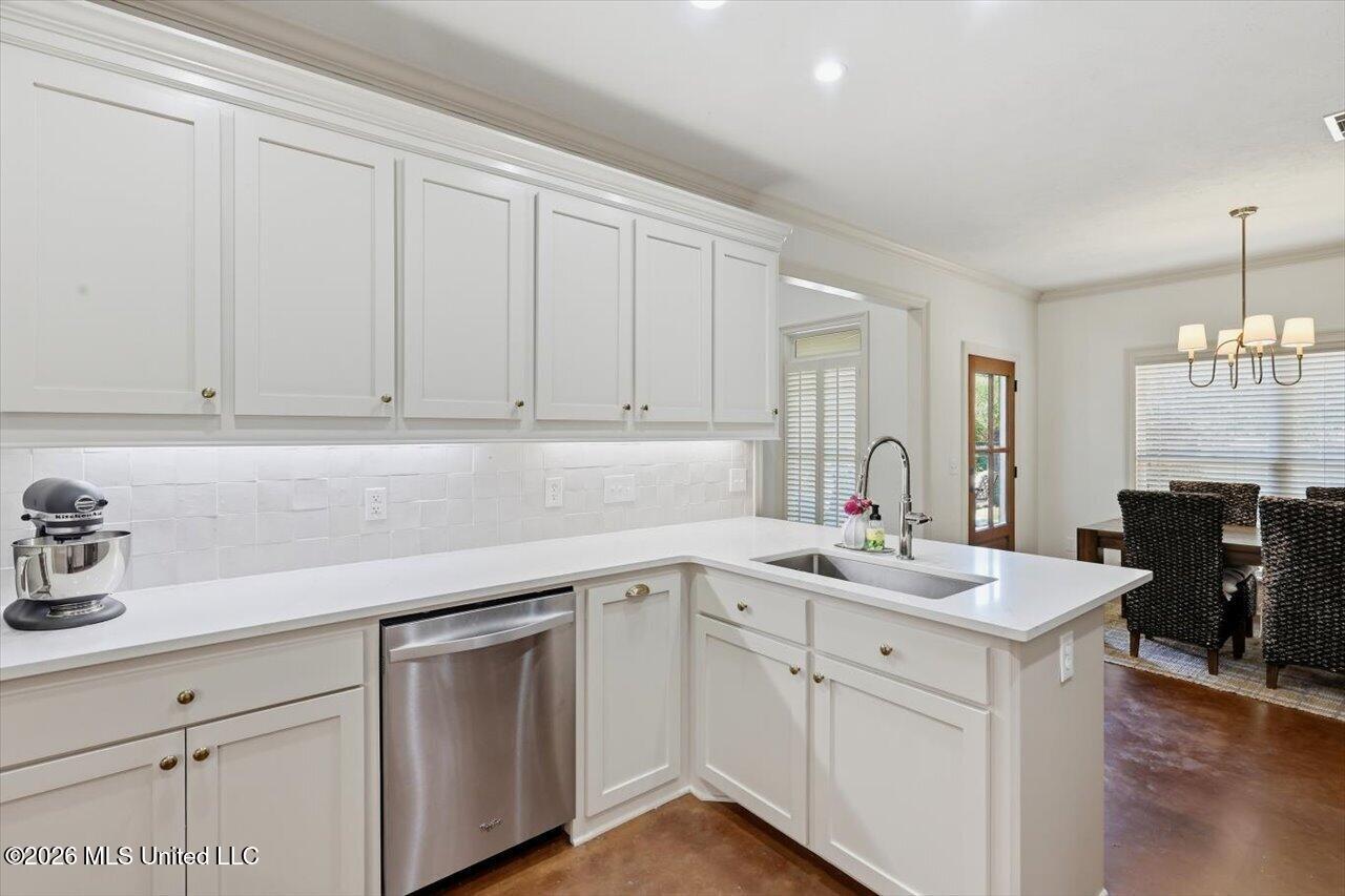 205 Helena Lane Property Photo 15