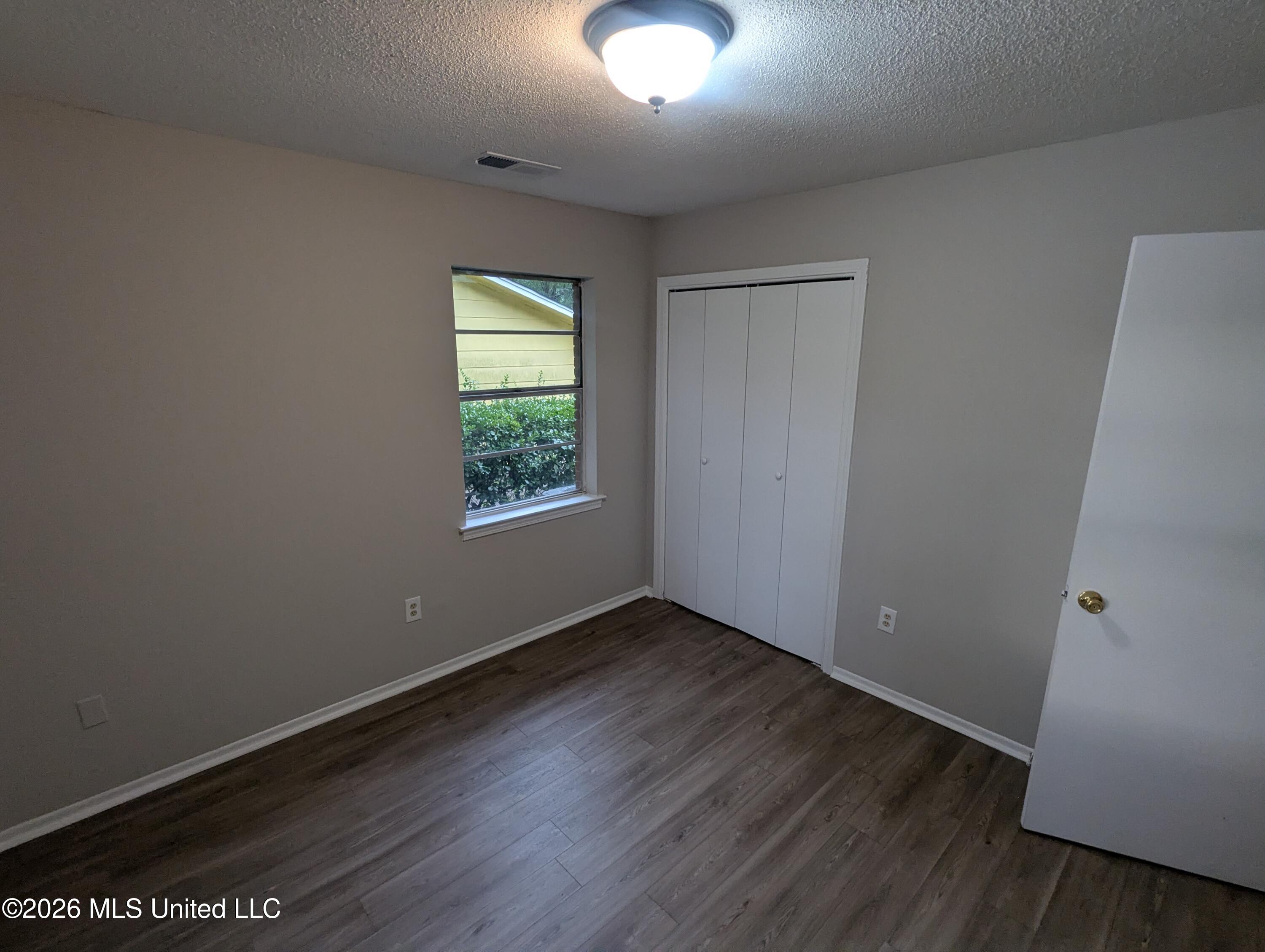 5550 Winterwood Drive Property Photo 10