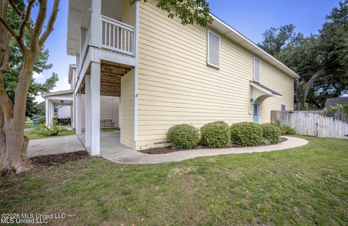 1457 Georgia Place Property Photo 2