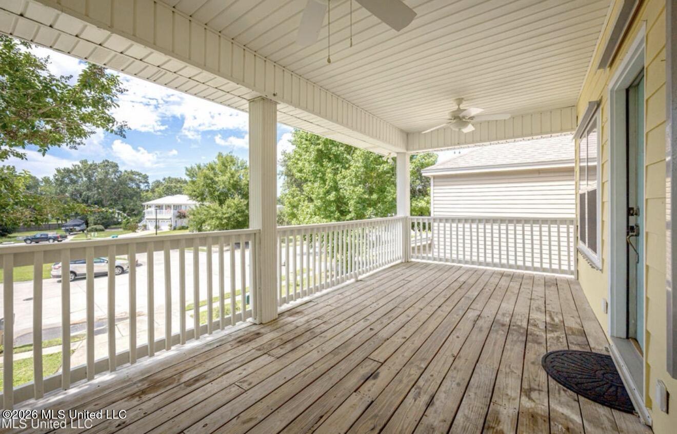 1457 Georgia Place Property Photo 4