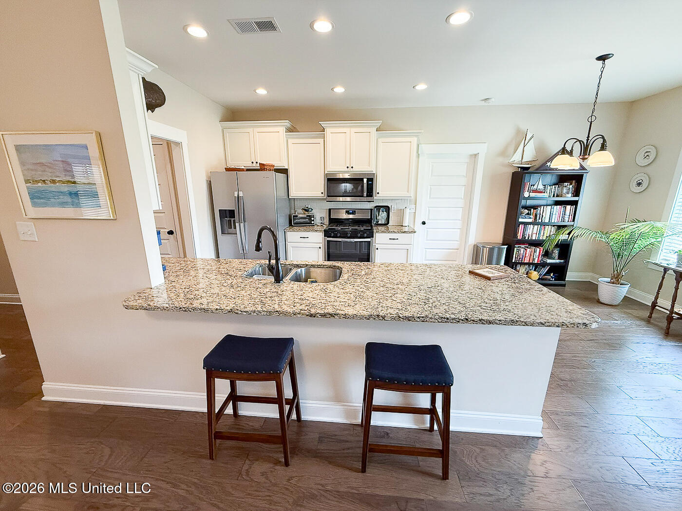 689 Holiday Cove Property Photo 12