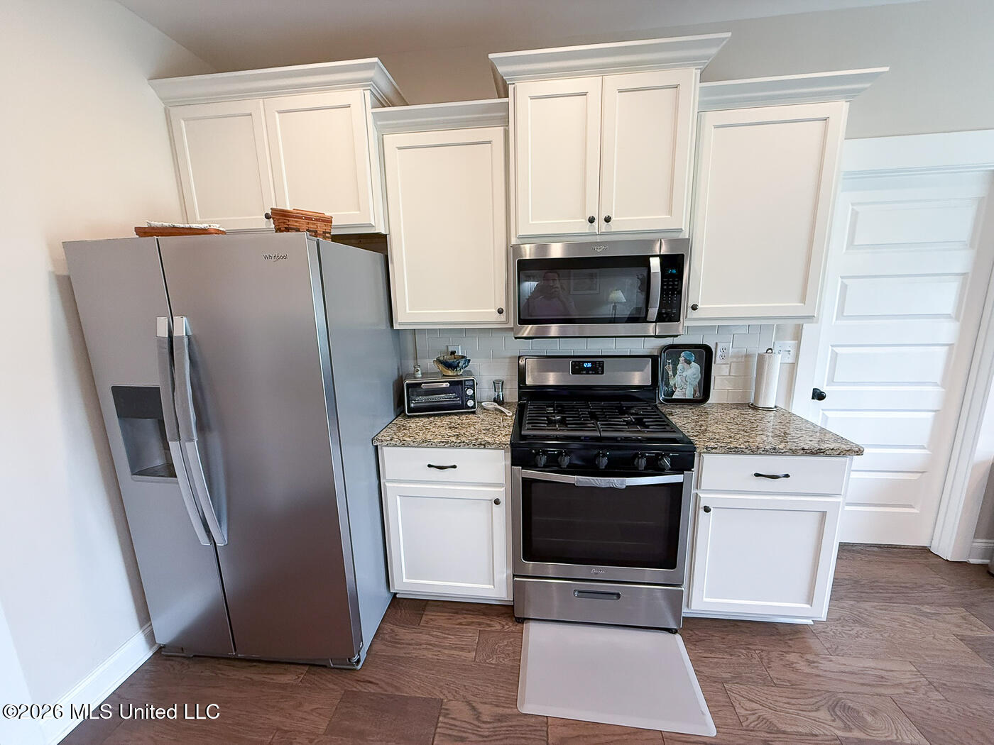 689 Holiday Cove Property Photo 16