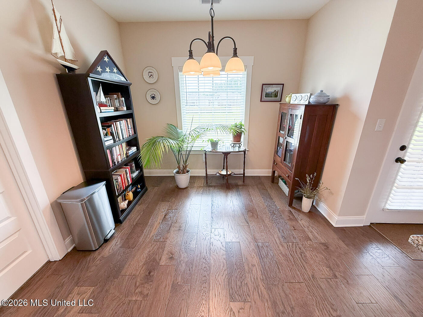 689 Holiday Cove Property Photo 18