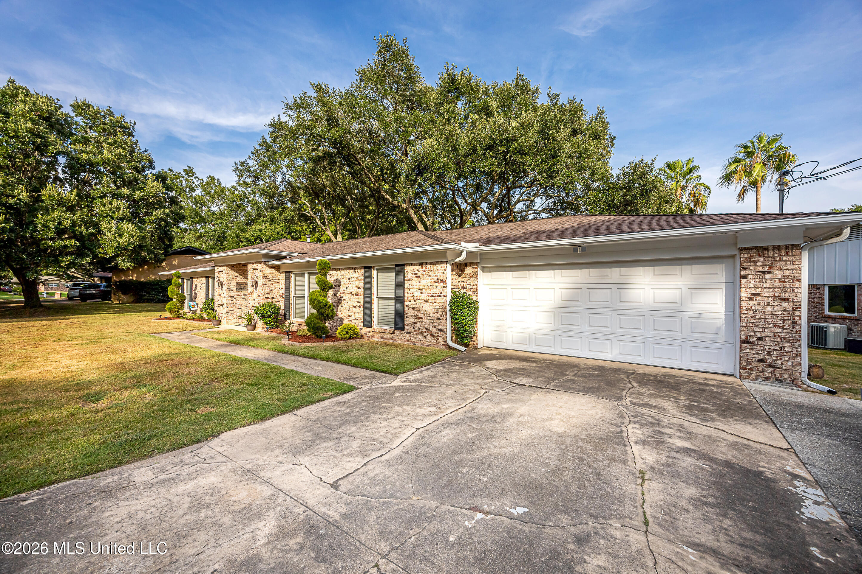 13017 Hanover Drive Property Photo 15