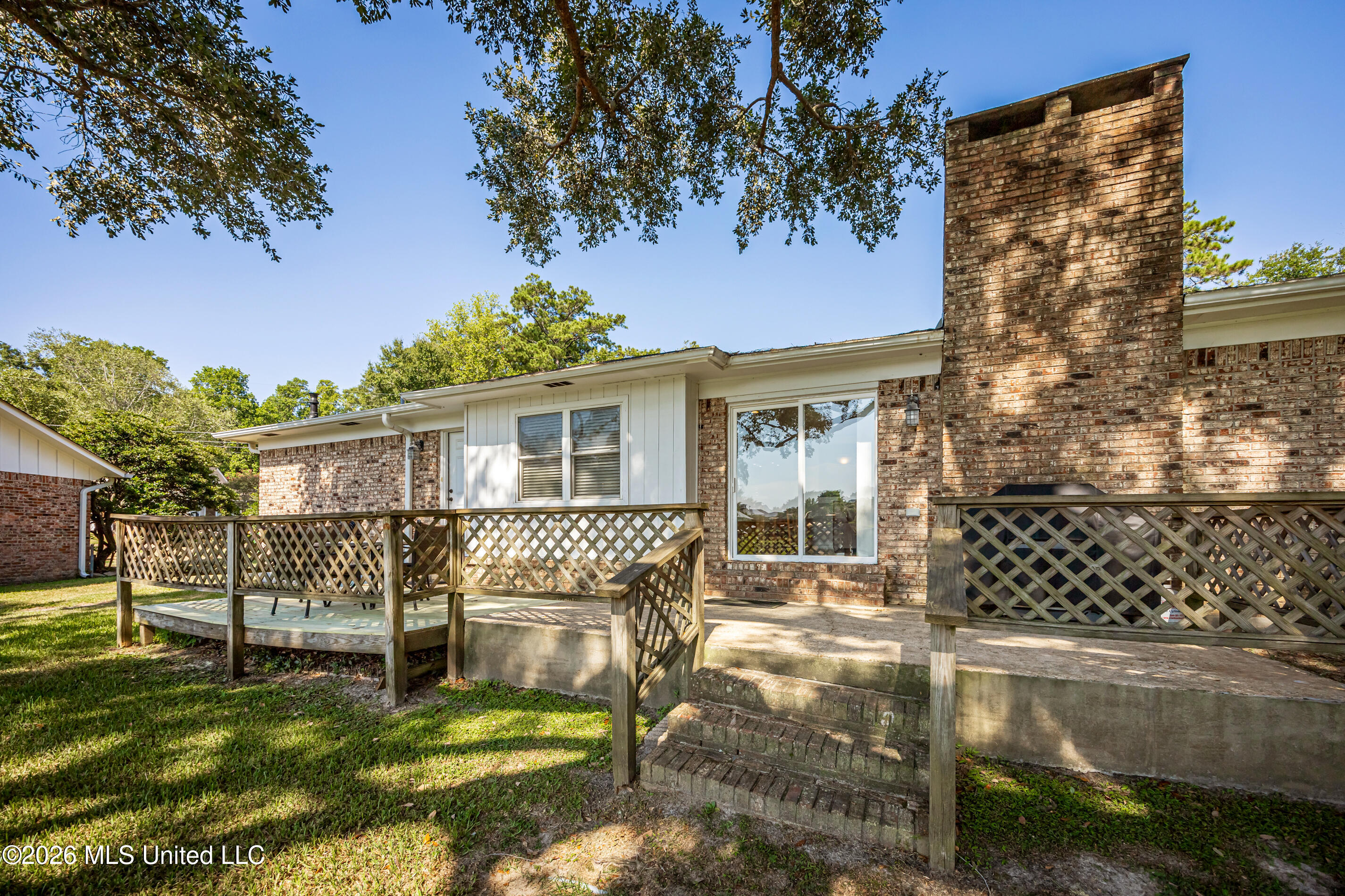 13017 Hanover Drive Property Photo 24