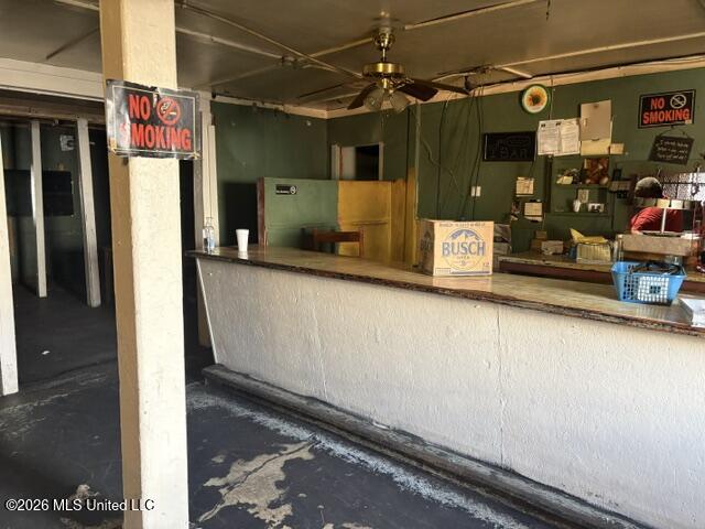 628 Walthall Street Property Photo 4