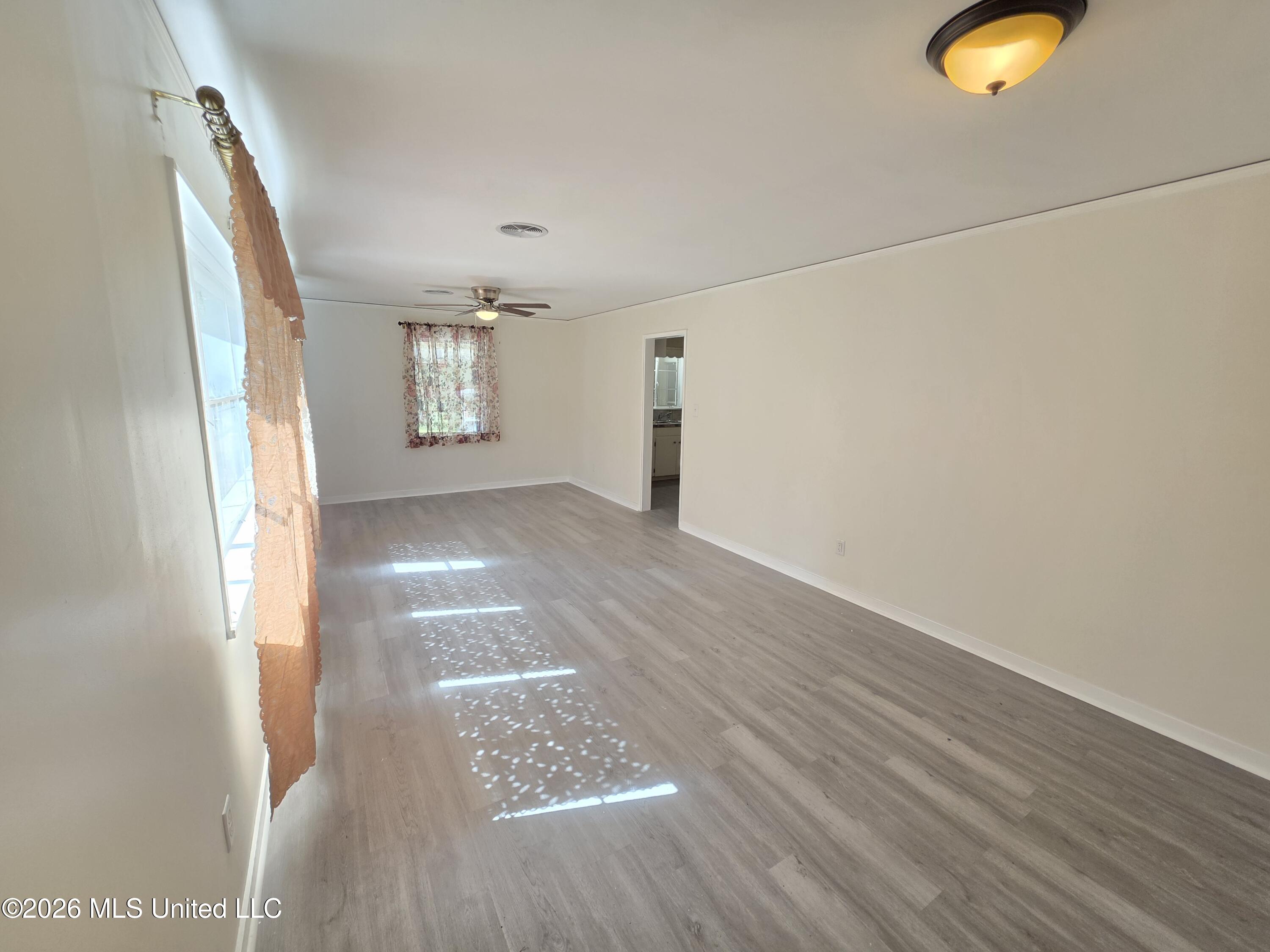 215 Buena Vista Drive Property Photo 4