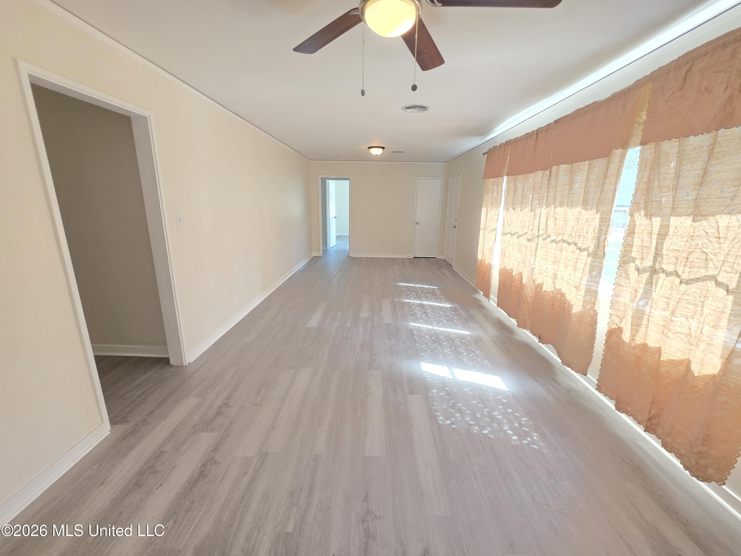 215 Buena Vista Drive Property Photo 5