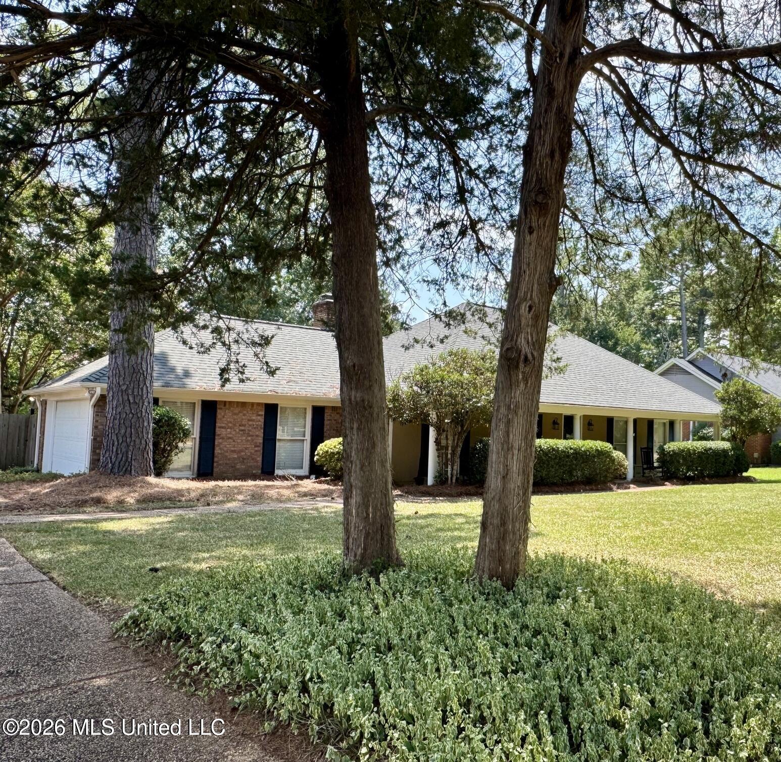126 Sumac Drive Property Photo 1