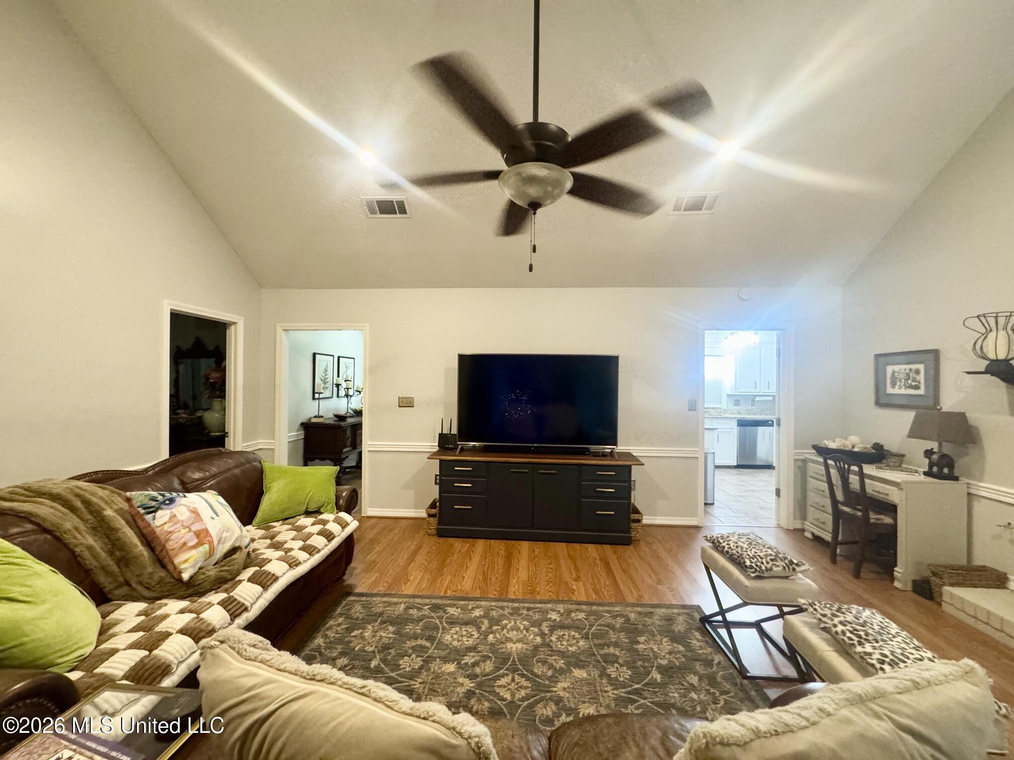 126 Sumac Drive Property Photo 12