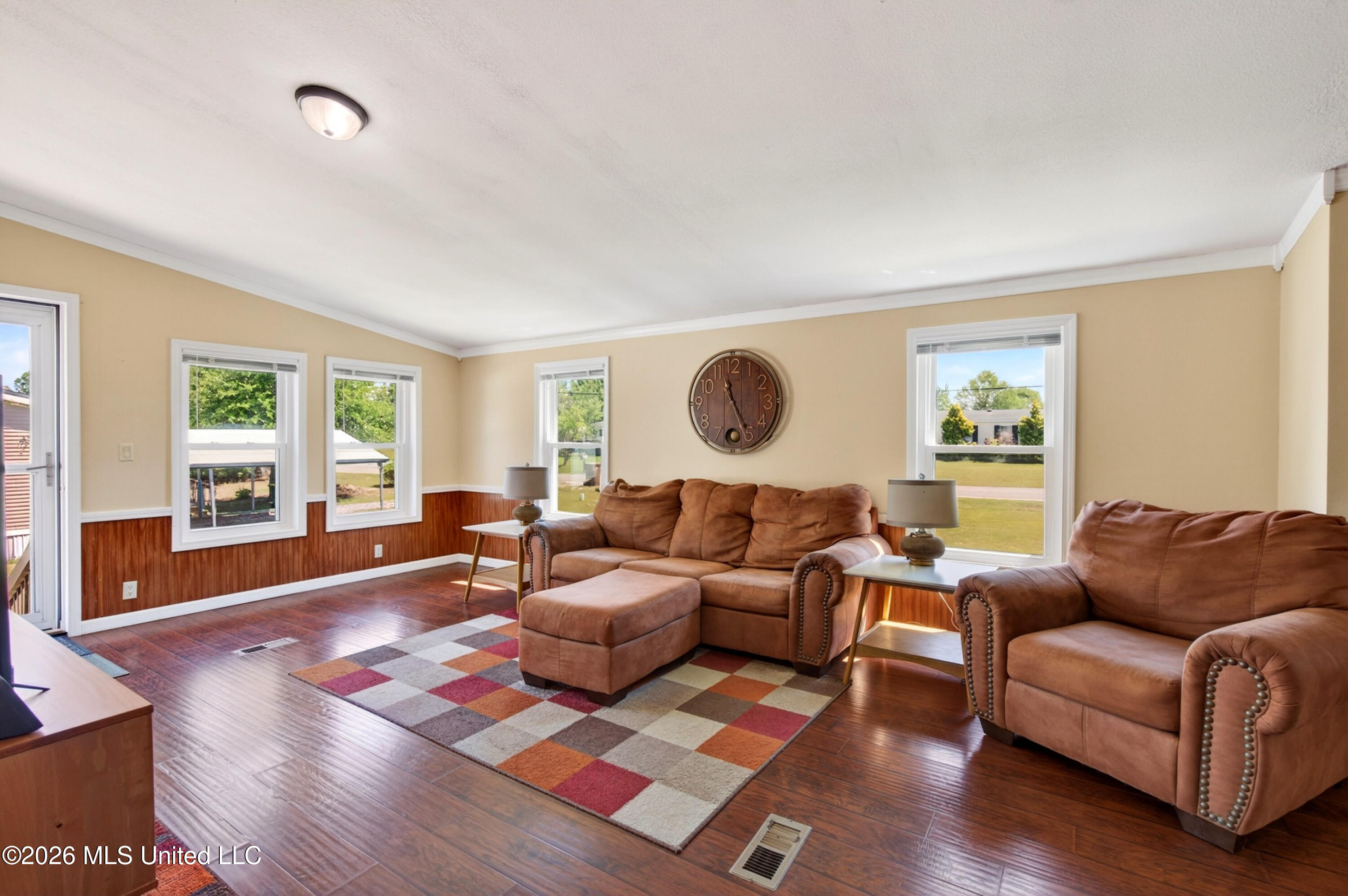19561 Lennis Cuevas Road Property Photo 22