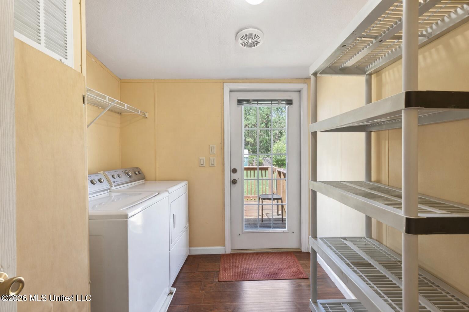 19561 Lennis Cuevas Road Property Photo 43