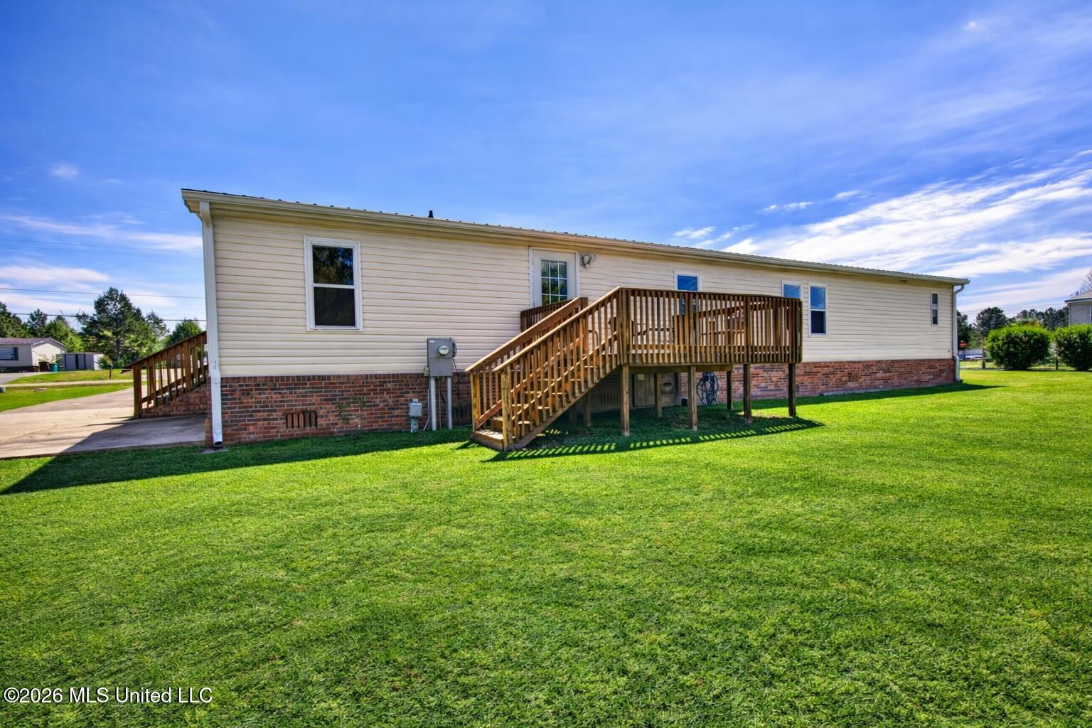 19561 Lennis Cuevas Road Property Photo 46