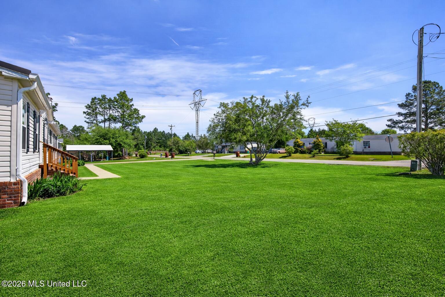 19561 Lennis Cuevas Road Property Photo 51
