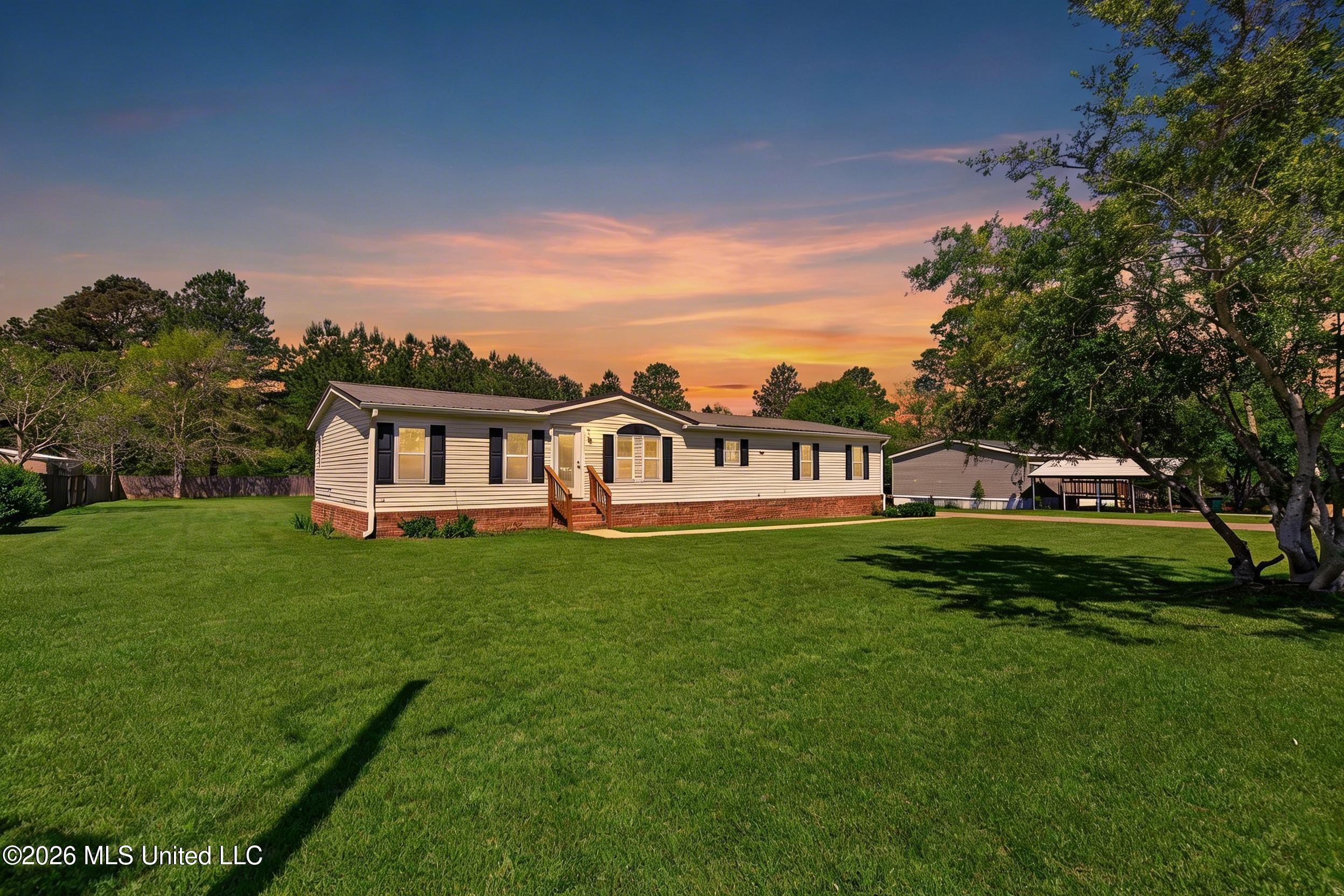 19561 Lennis Cuevas Road Property Photo 53