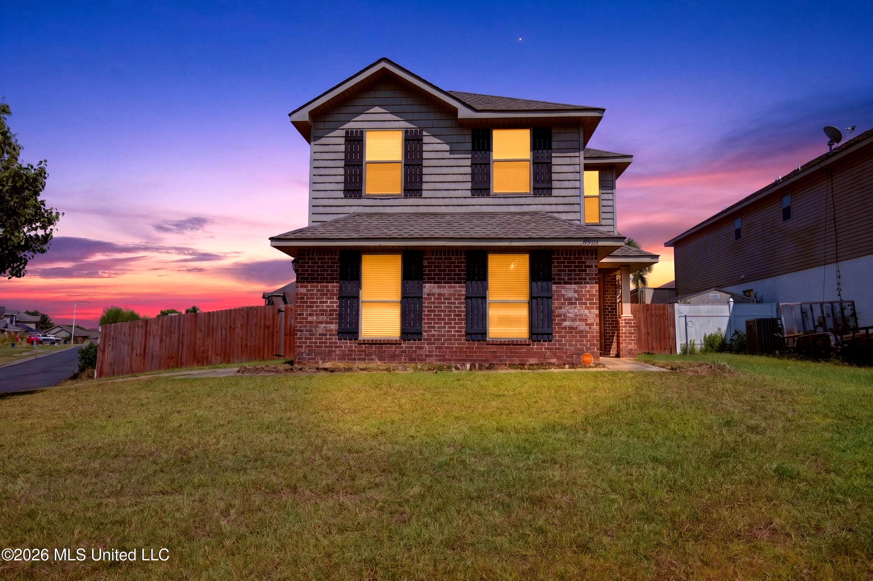 16994 Palm Ridge Drive Property Photo 1