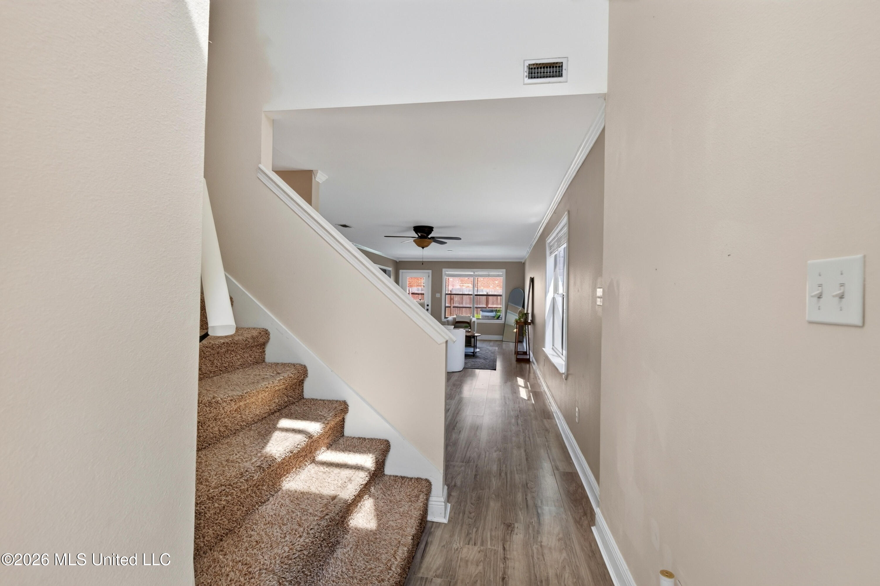 16994 Palm Ridge Drive Property Photo 9