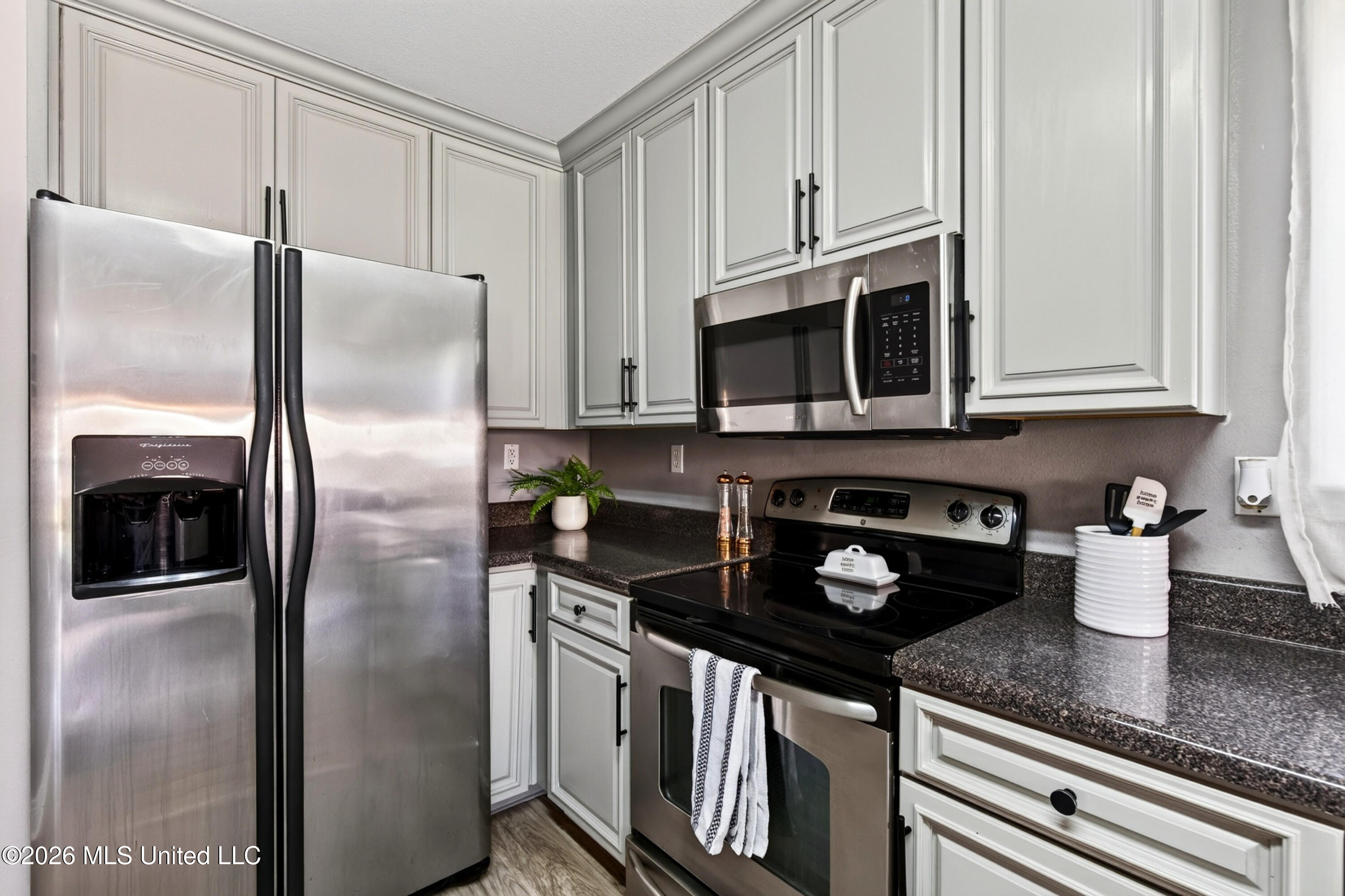 16994 Palm Ridge Drive Property Photo 26