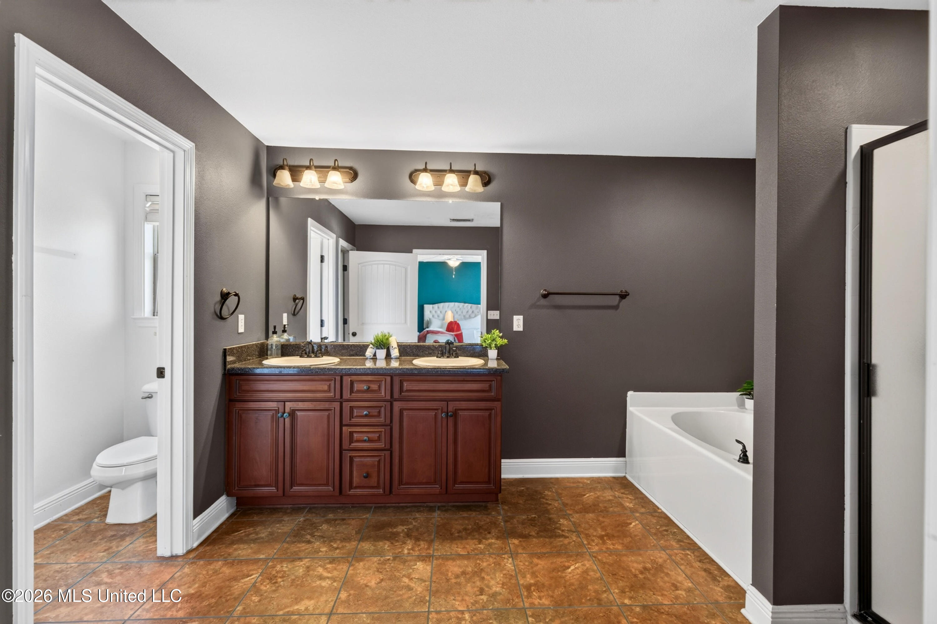 16994 Palm Ridge Drive Property Photo 41