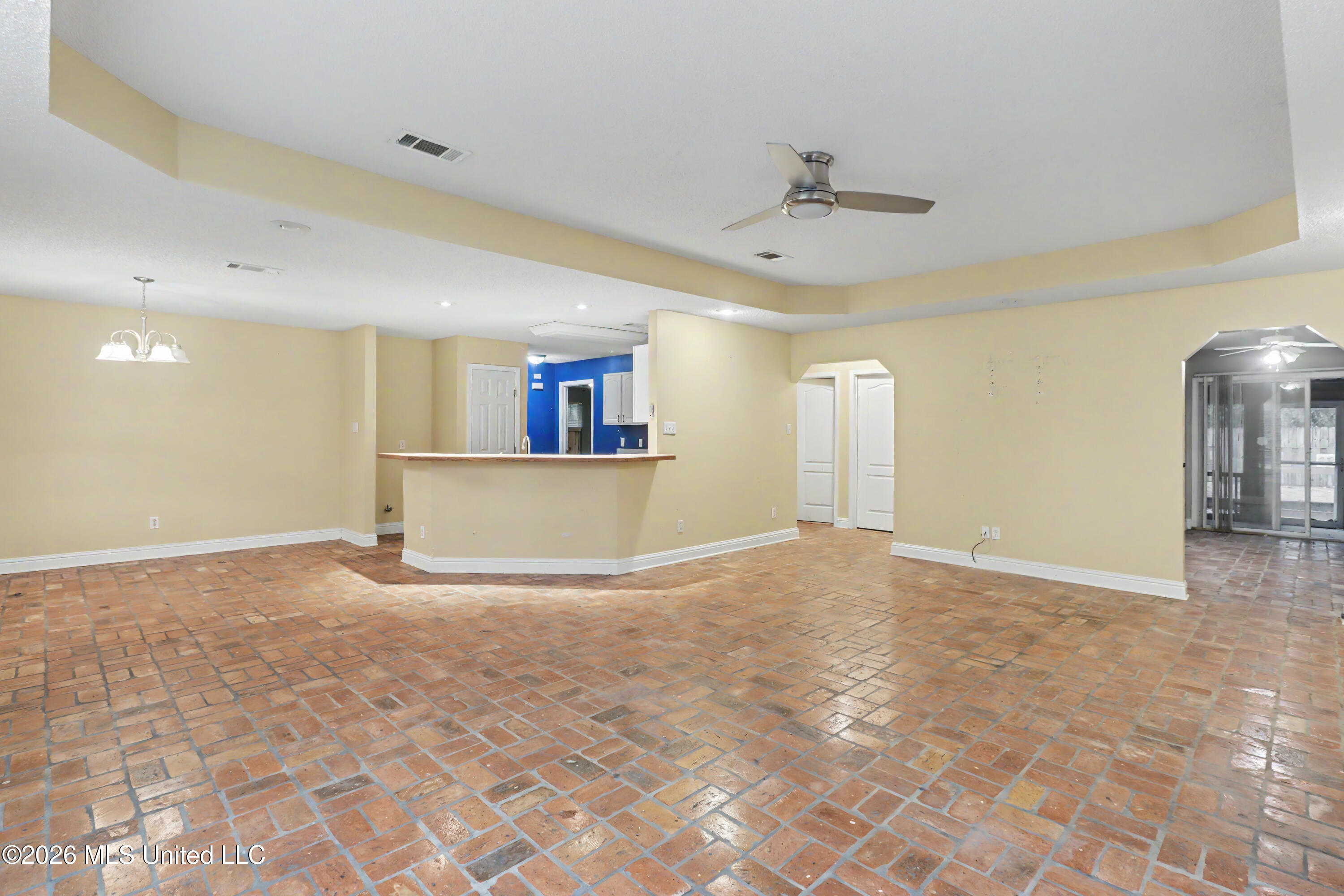 42162 Noma Drive Property Photo 2