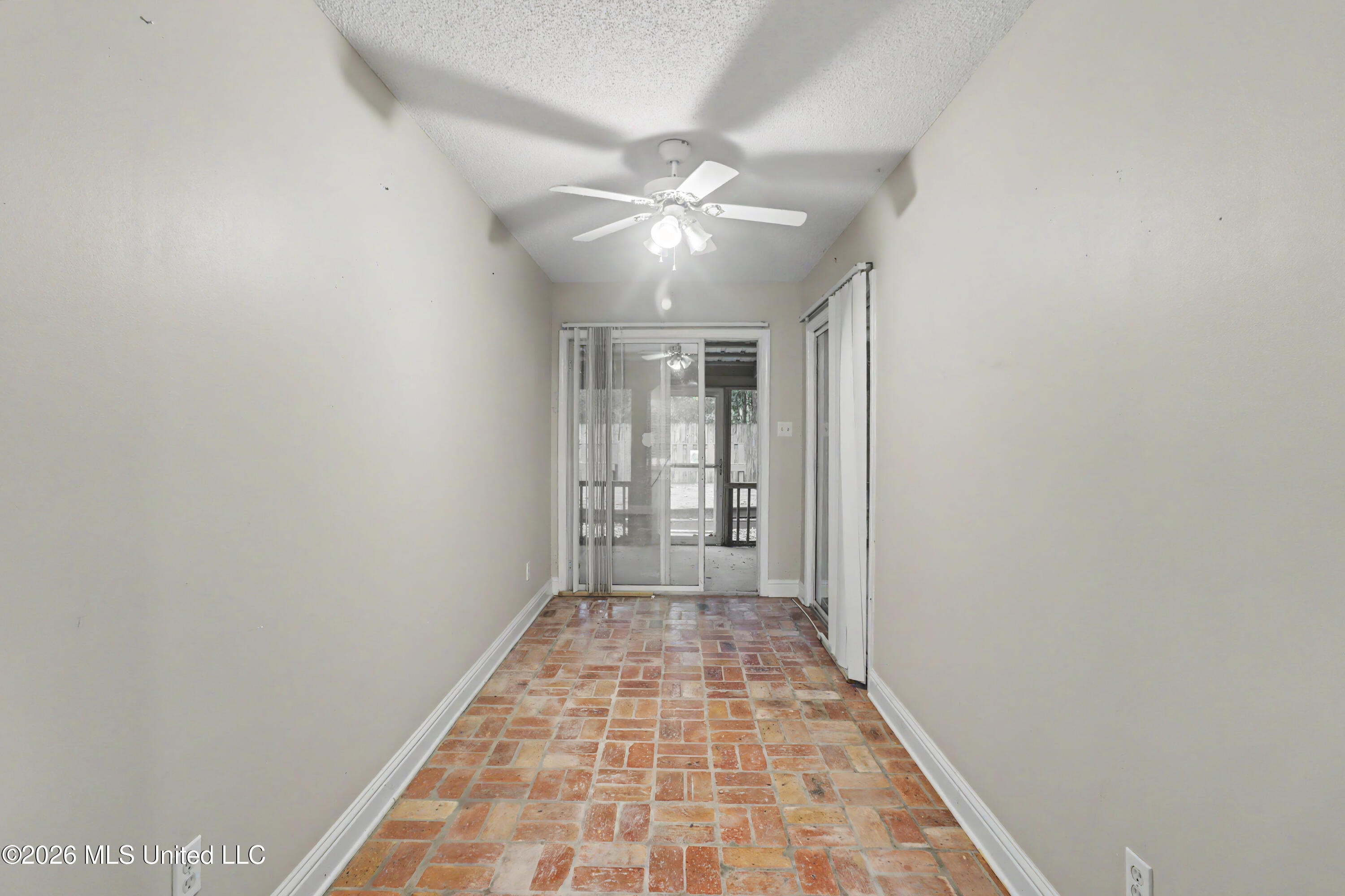 42162 Noma Drive Property Photo 22