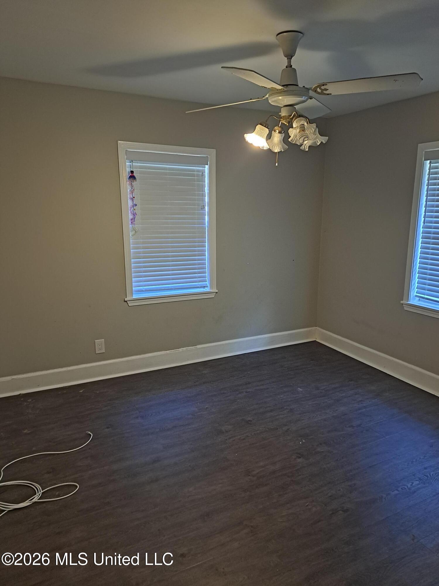 5106 Lawson Avenue Property Photo 3
