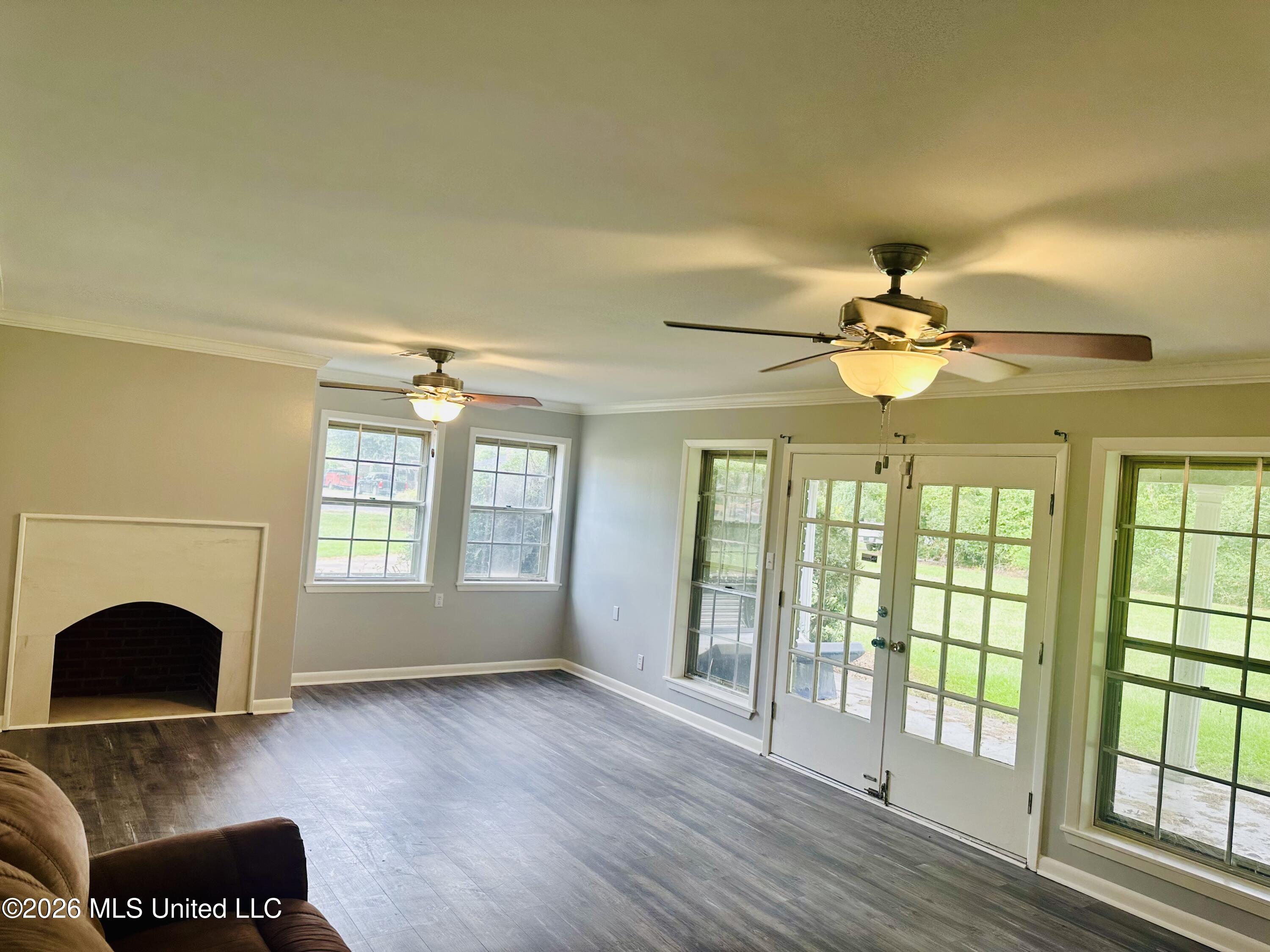 117 Lynwood Drive Property Photo 10