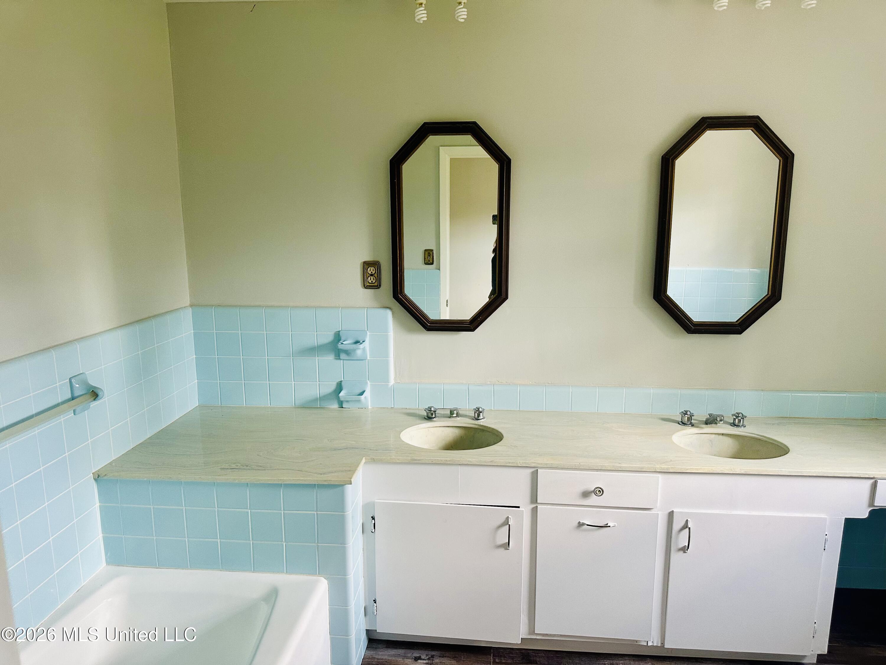 117 Lynwood Drive Property Photo 19