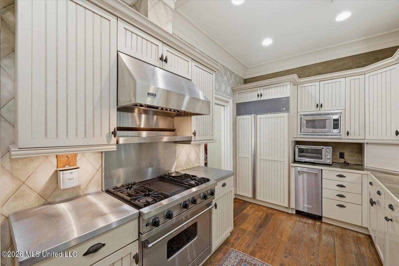 146 Ridge Drive Property Photo 14