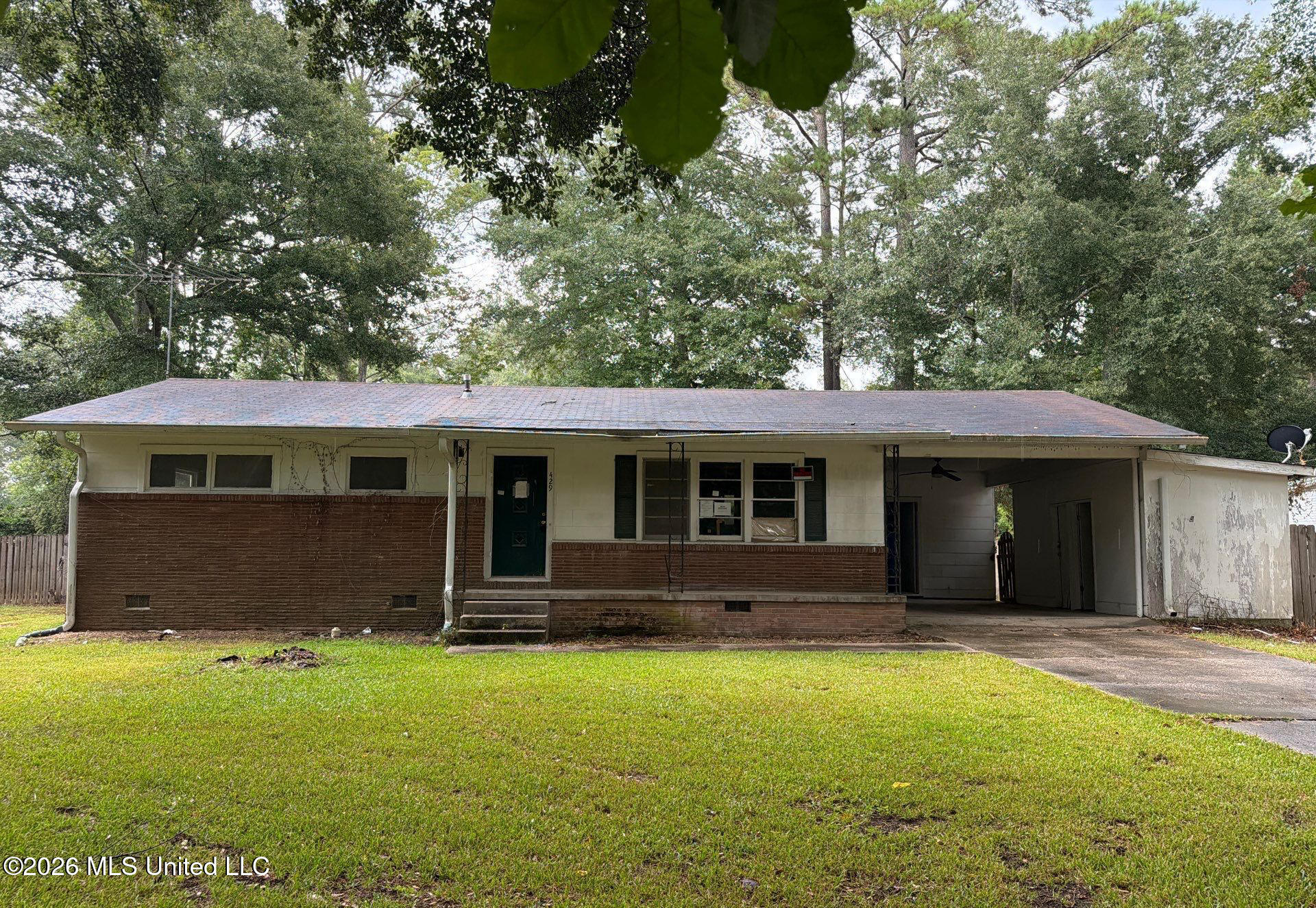429 2nd Avenue Property Photo 1
