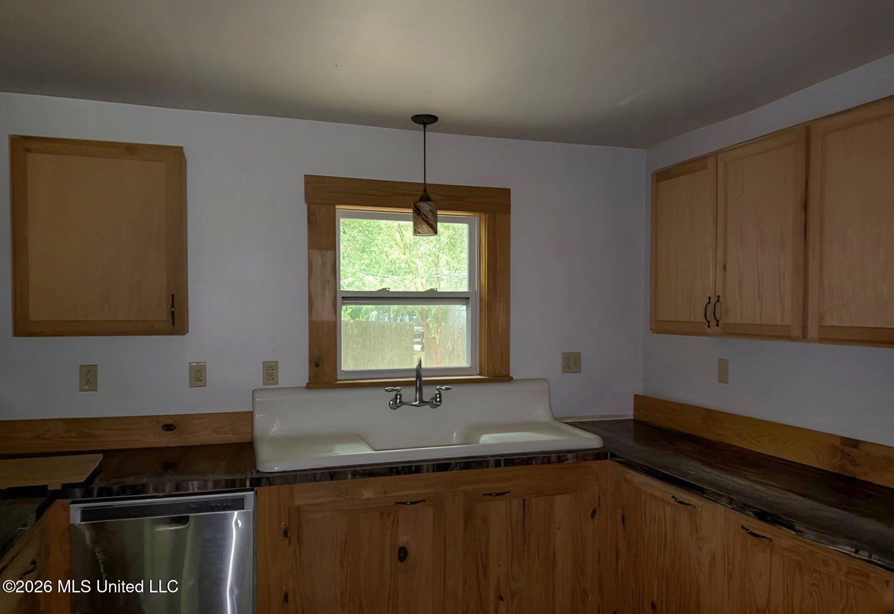 429 2nd Avenue Property Photo 4
