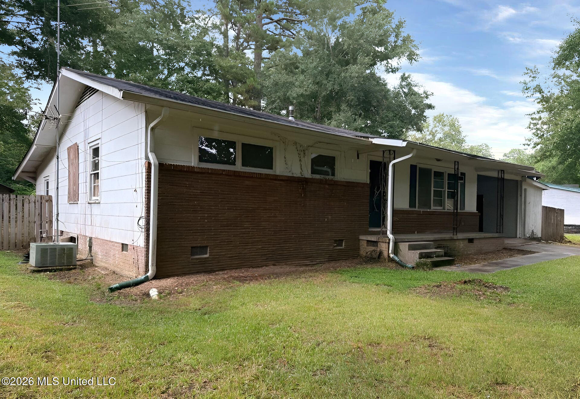 429 2nd Avenue Property Photo 6